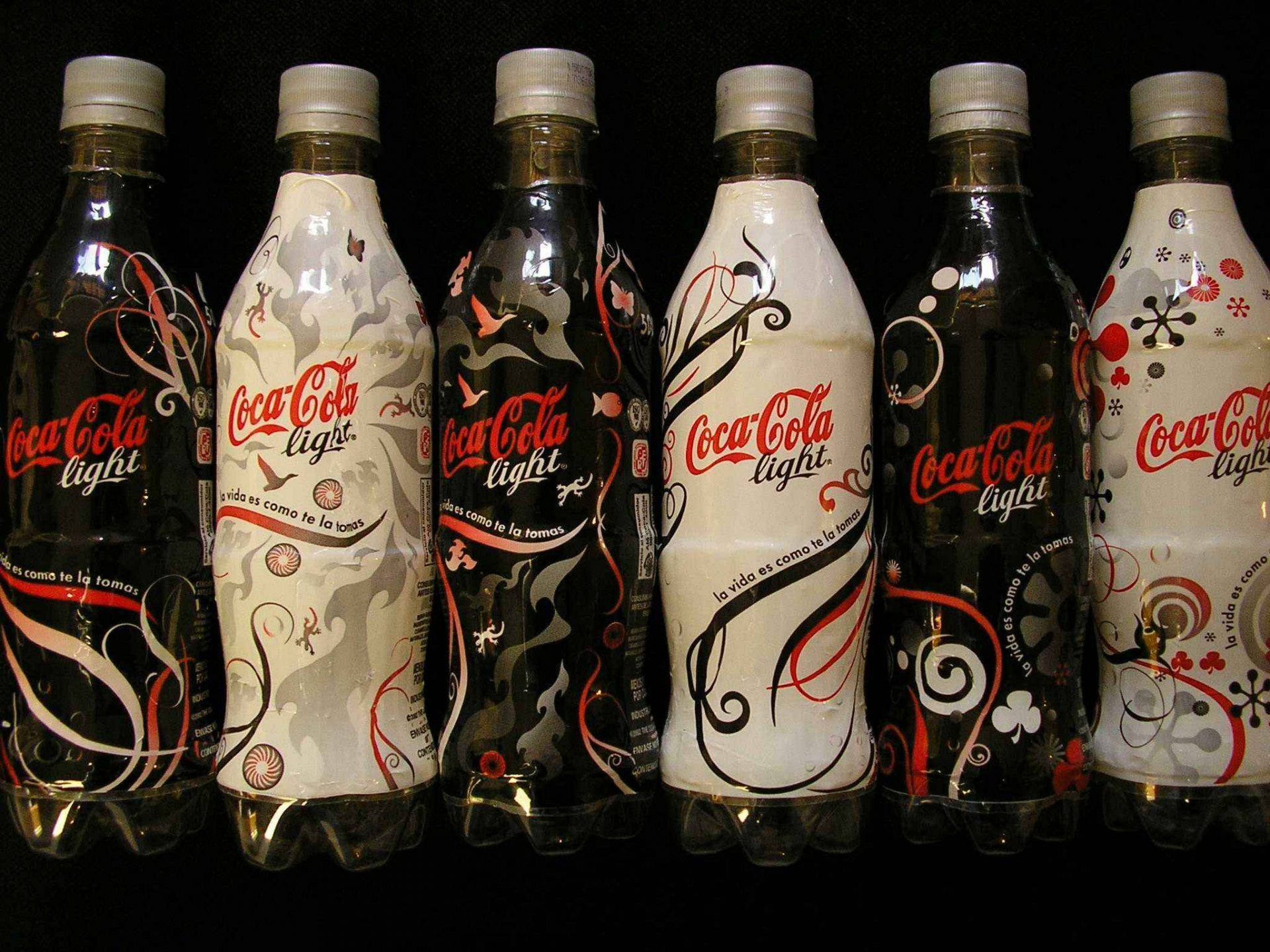 Coca Cola Wallpaper 2048x1536