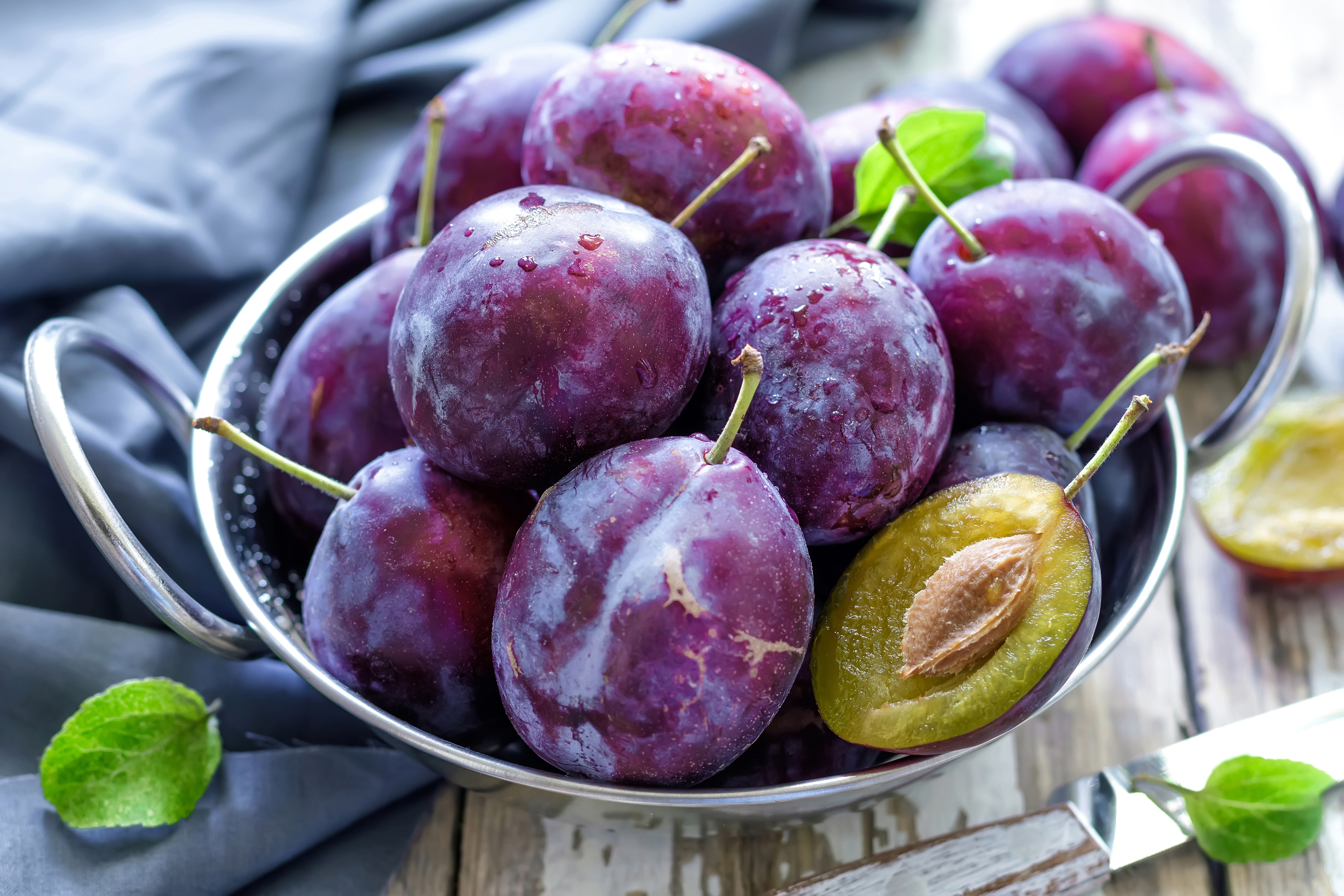 40+ Plum Hd Wallpapers | Background Images