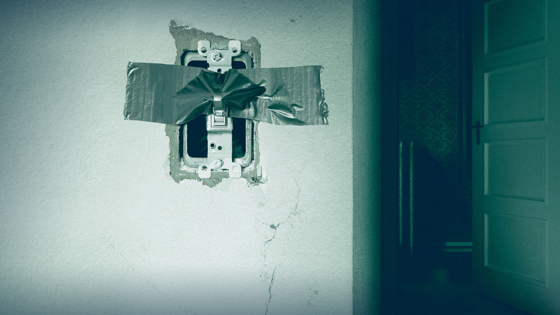 Download Lights Out Maria Bello Movie Lights Out (2016) HD Wallpaper