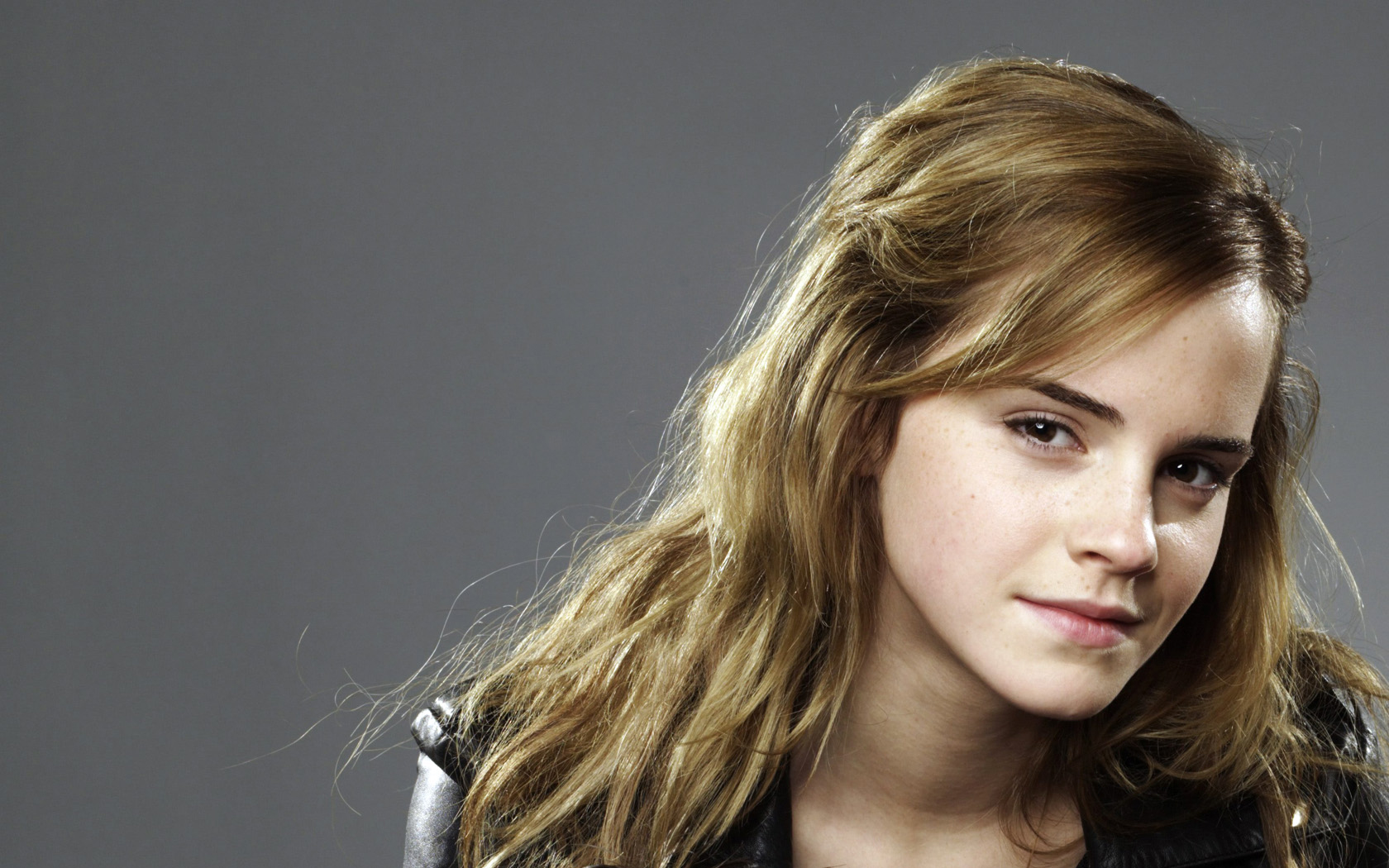 Emma Watson Wallpaper and Background Image 1680x1050 ID82507