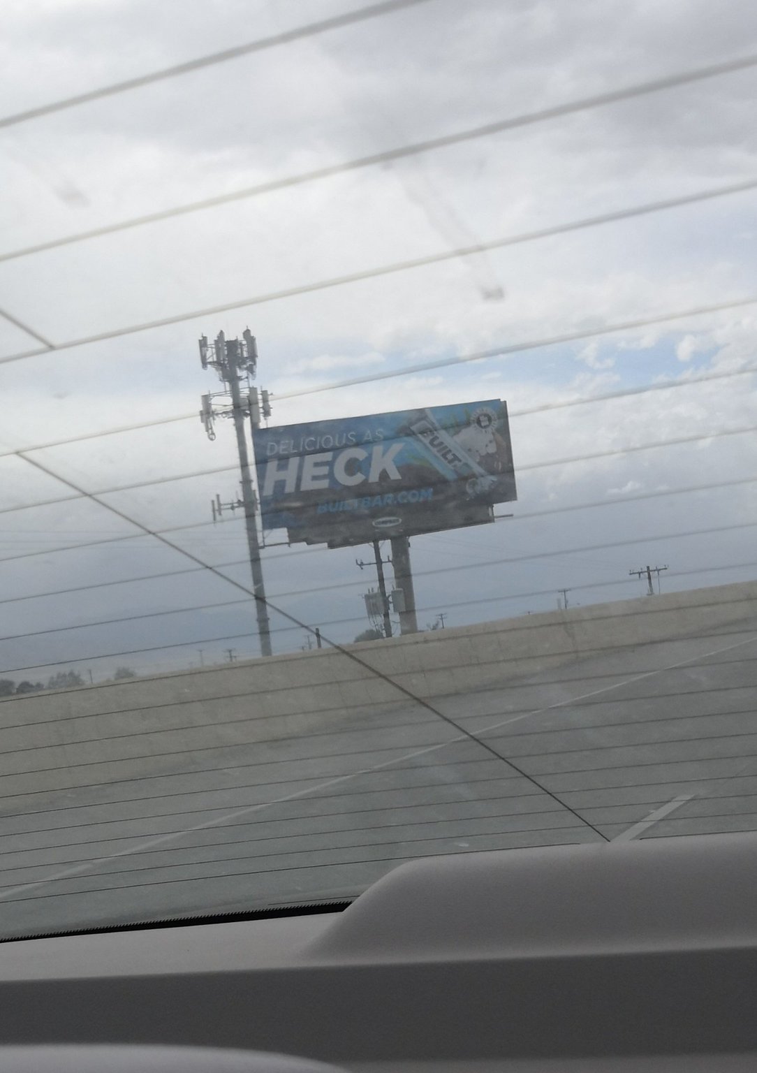 This is a sign for built bars in Utah Meme subido por Karson_14