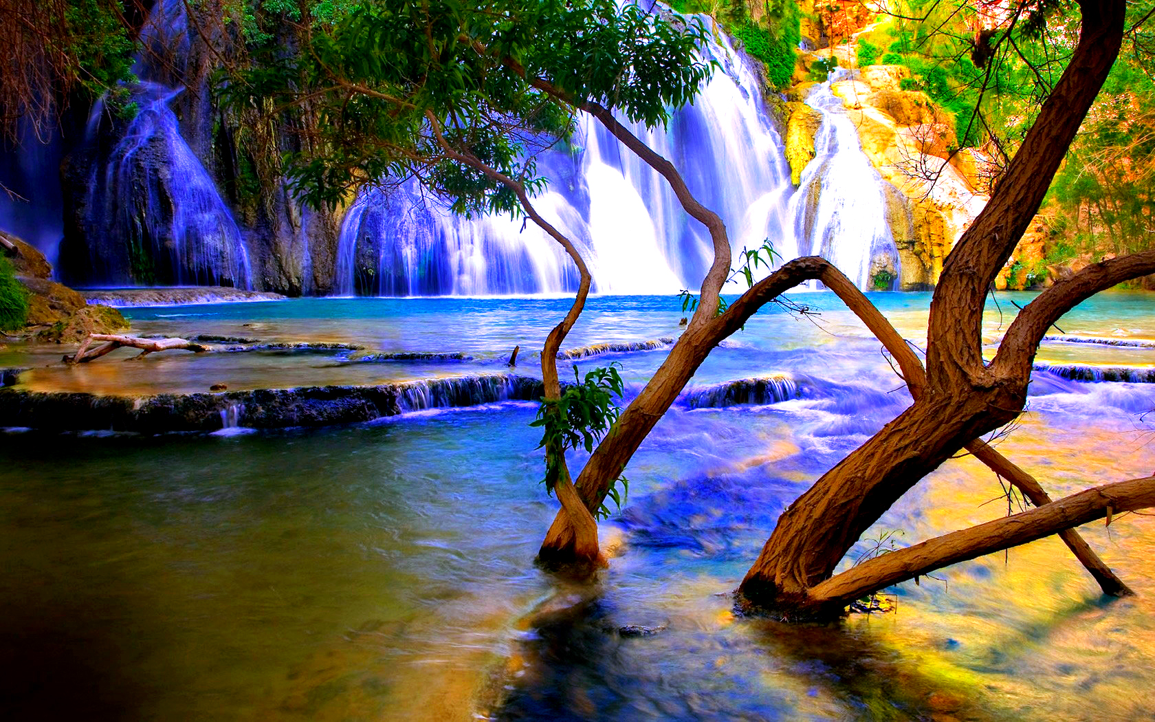 Download Nature Waterfall Wallpaper