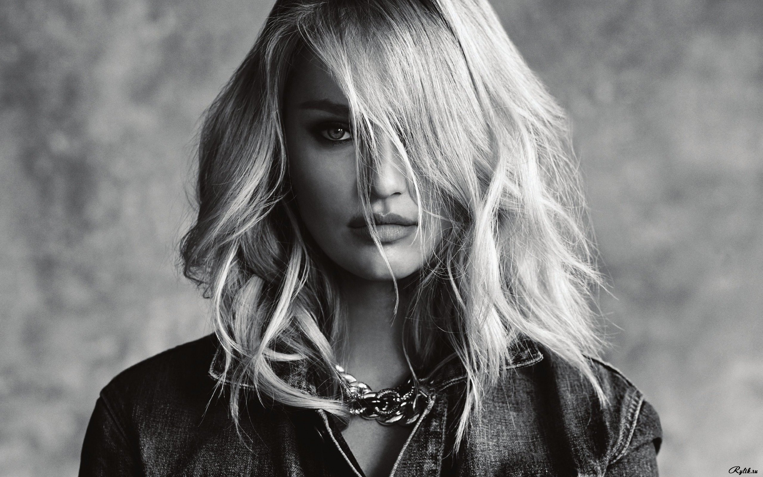 Candice Swanepoel HD Wallpaper Background Image