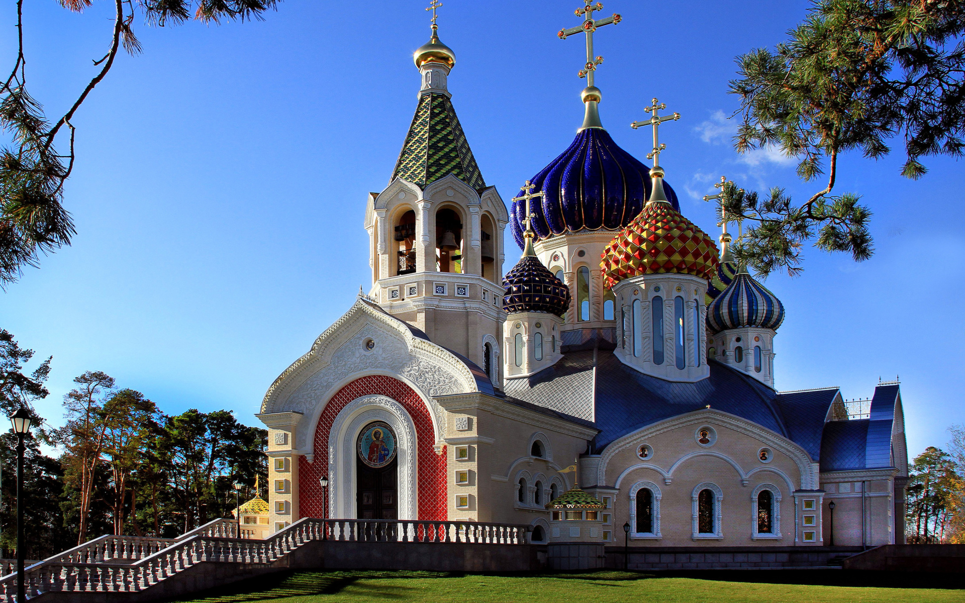 Colorful Russian Dome Church HD Wallpaper
