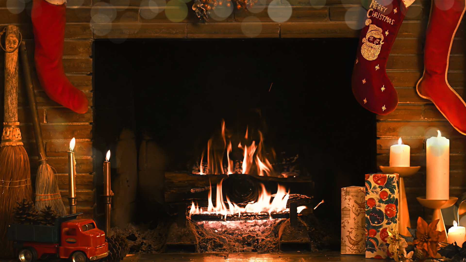 Cozy Christmas Fireplace HD Wallpaper for a Festive Atmosphere
