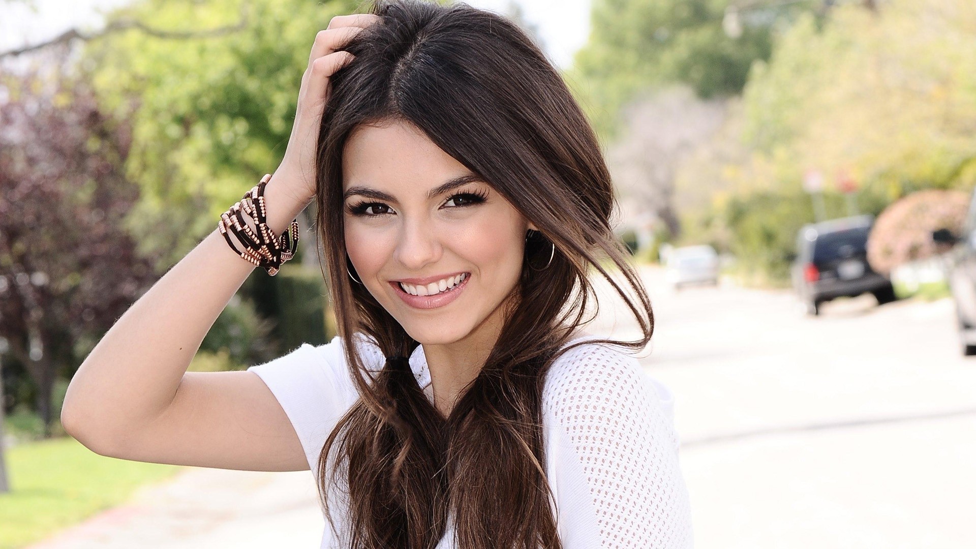 Victoria Justice Full HD Wallpaper and Background Image 1920x1080