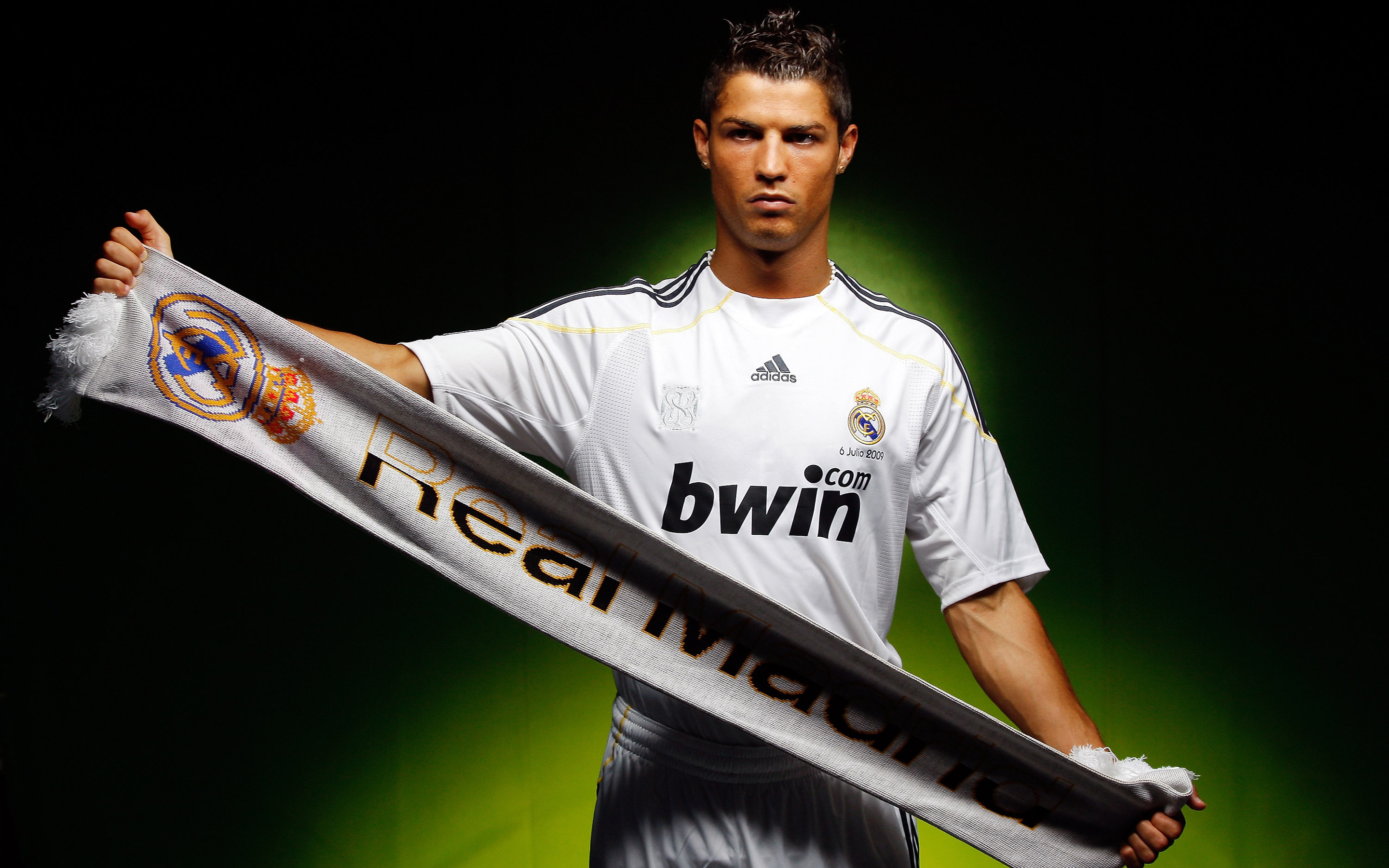Cristiano Ronaldo Full HD Fondo de Pantalla and Fondo de Escritorio 2880x1800 ID421340
