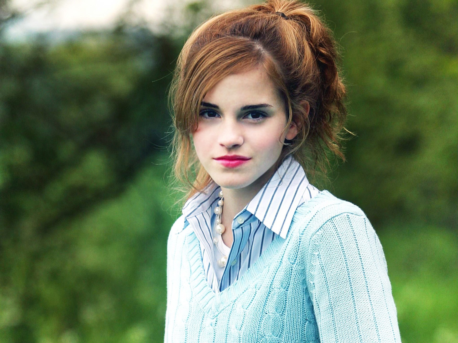 Emma Watson HD Wallpaper Background Image 1920x1440