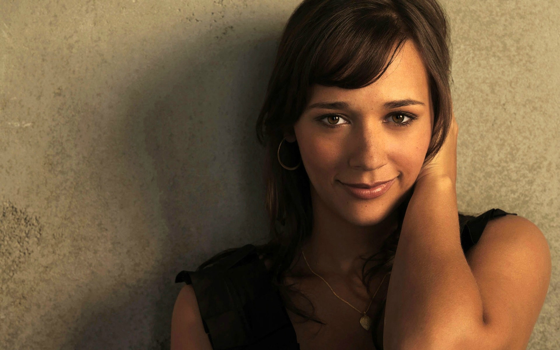 Celebrity Rashida Jones HD Wallpaper