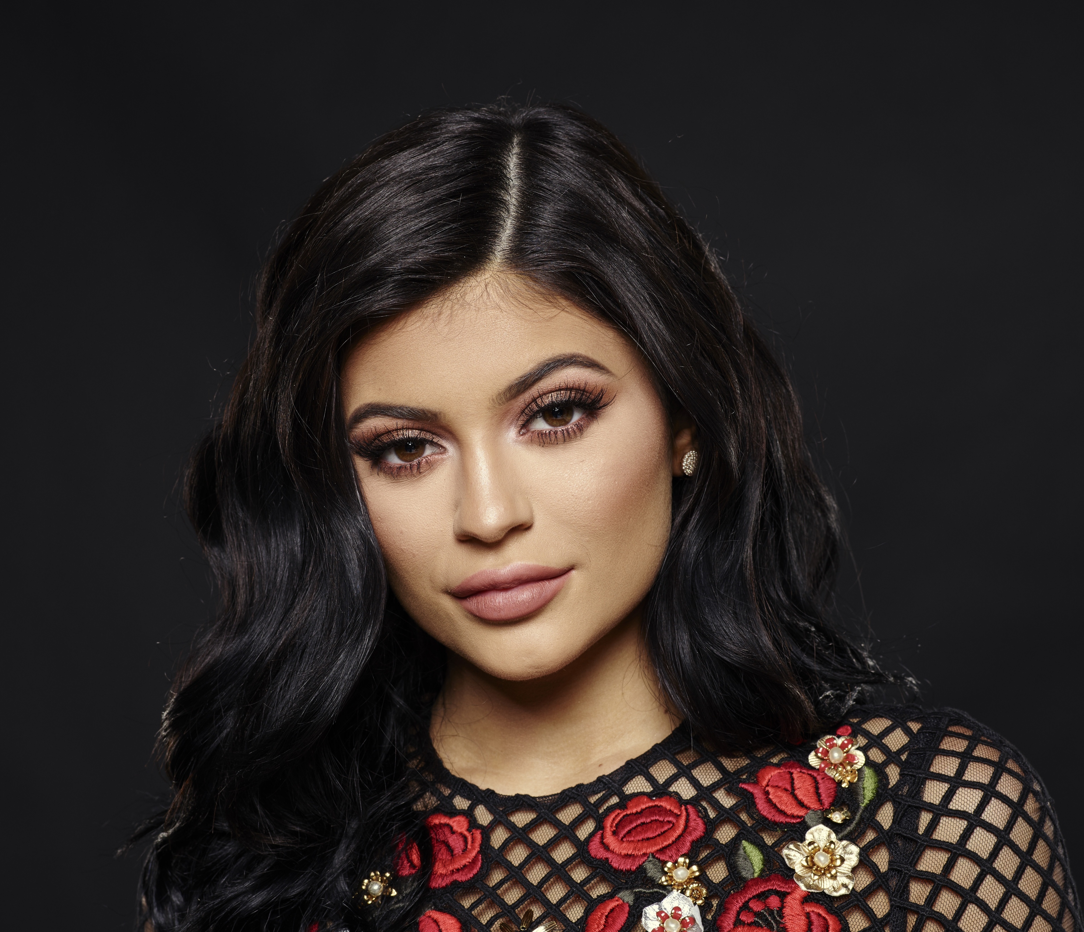 Kylie Jenner HD Wallpaper | Hintergrund | 3749x3223