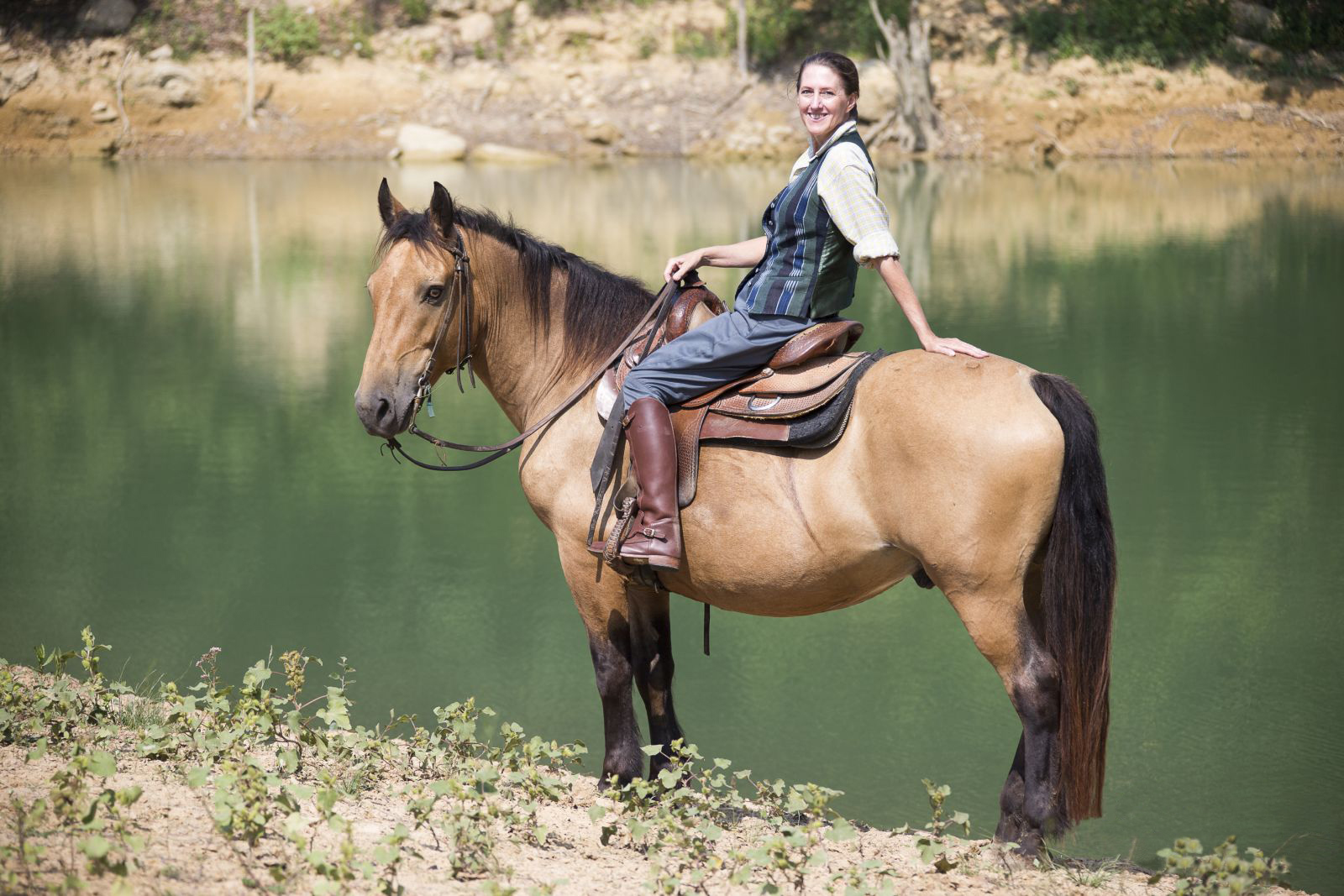 Horse Riding Wallpaper and Background Image 1600x1067 ID345443