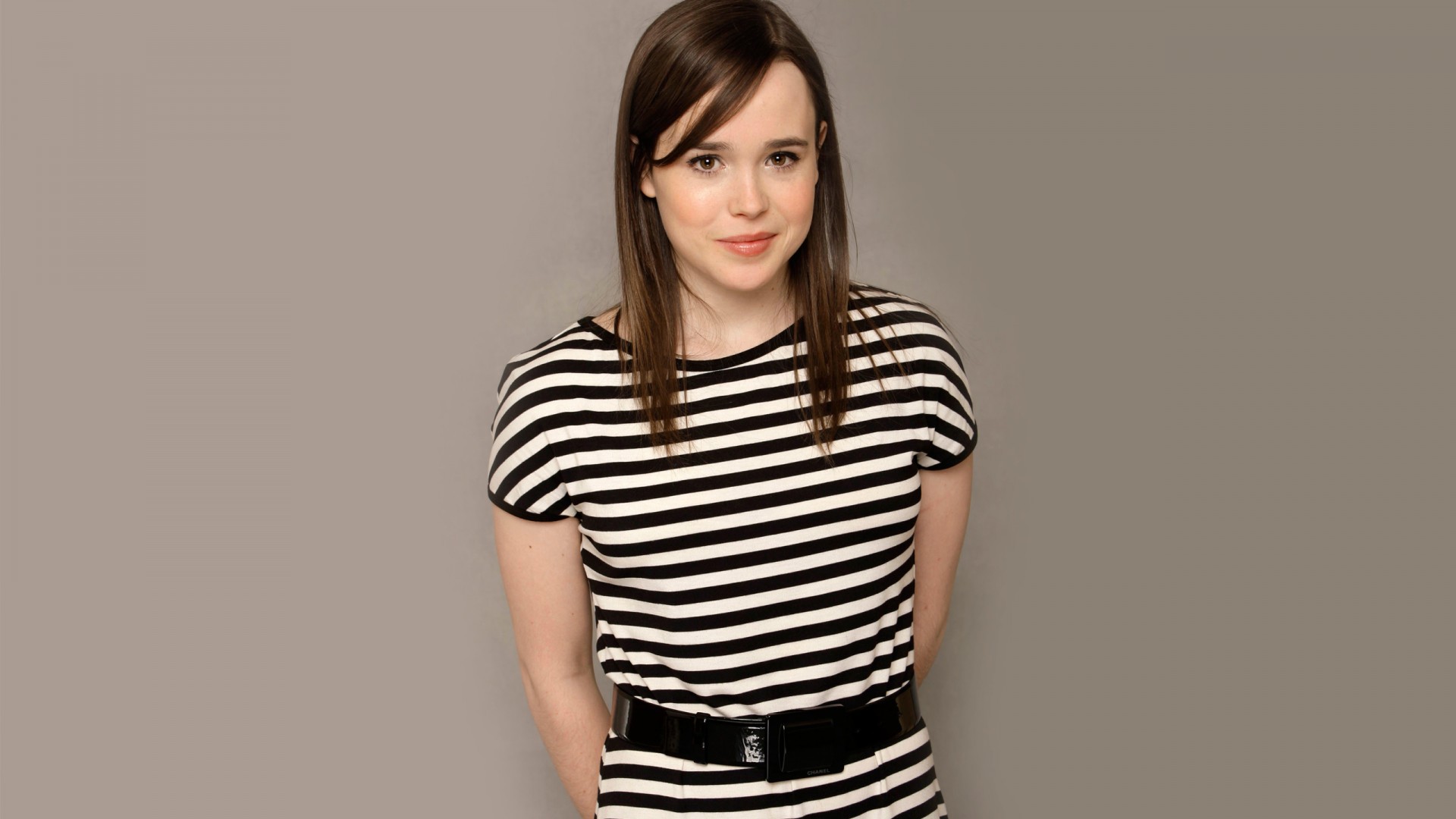 Download Celebrity Ellen Page HD Wallpaper