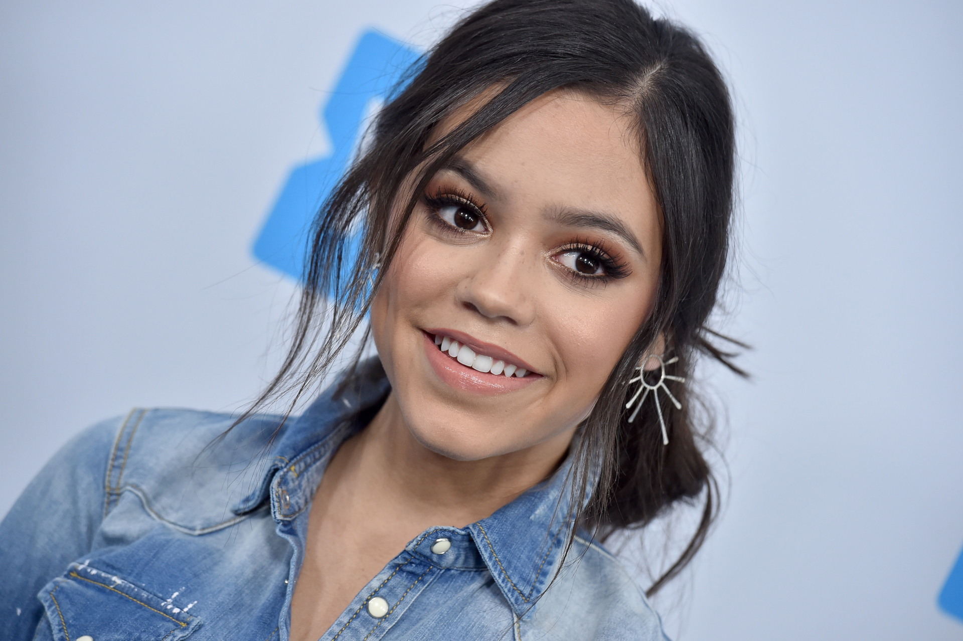 Jenna Ortega Star in Hollywood - Celeb Buds