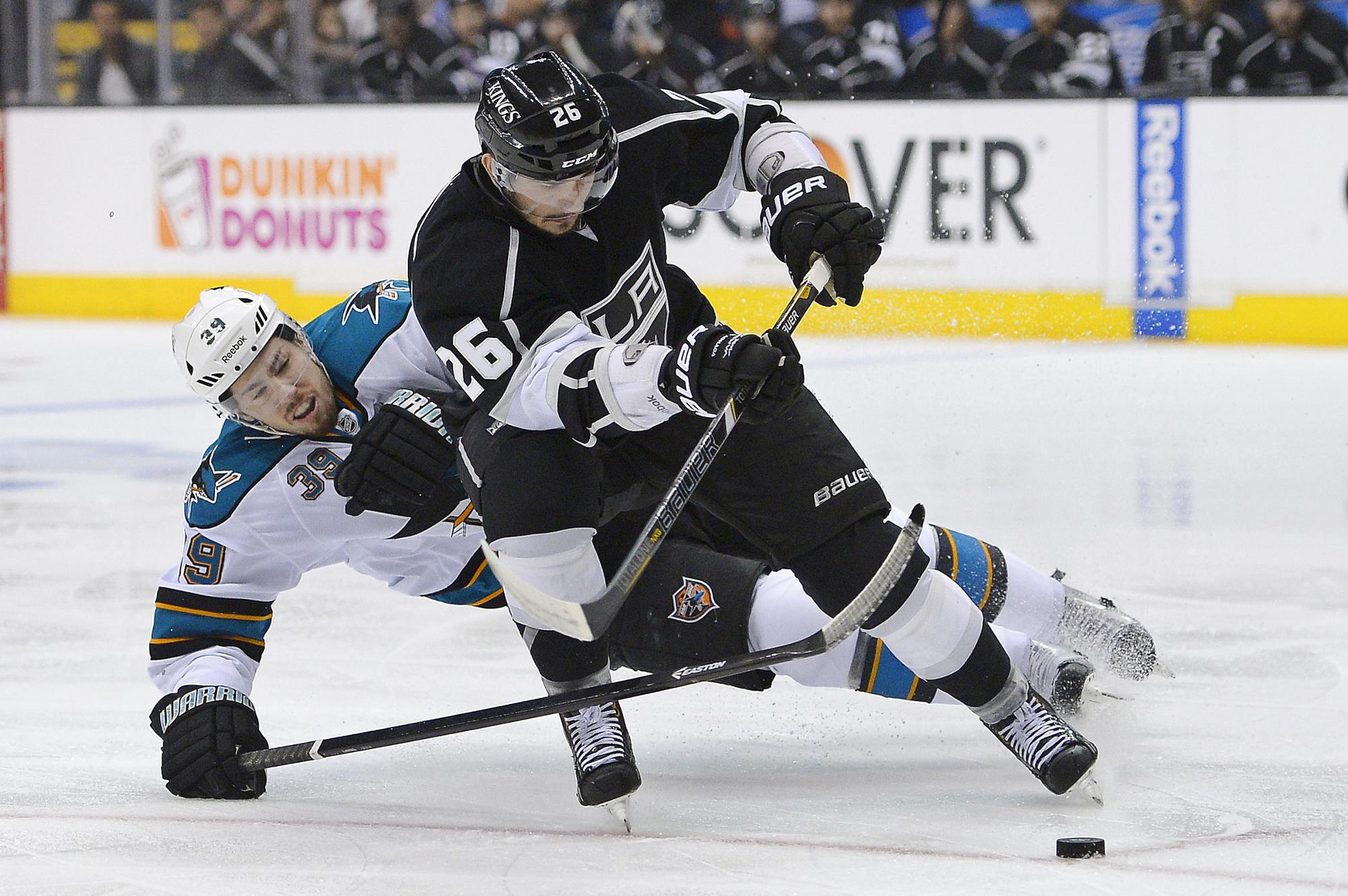 Intense Los Angeles Kings Action HD Hockey Wallpaper