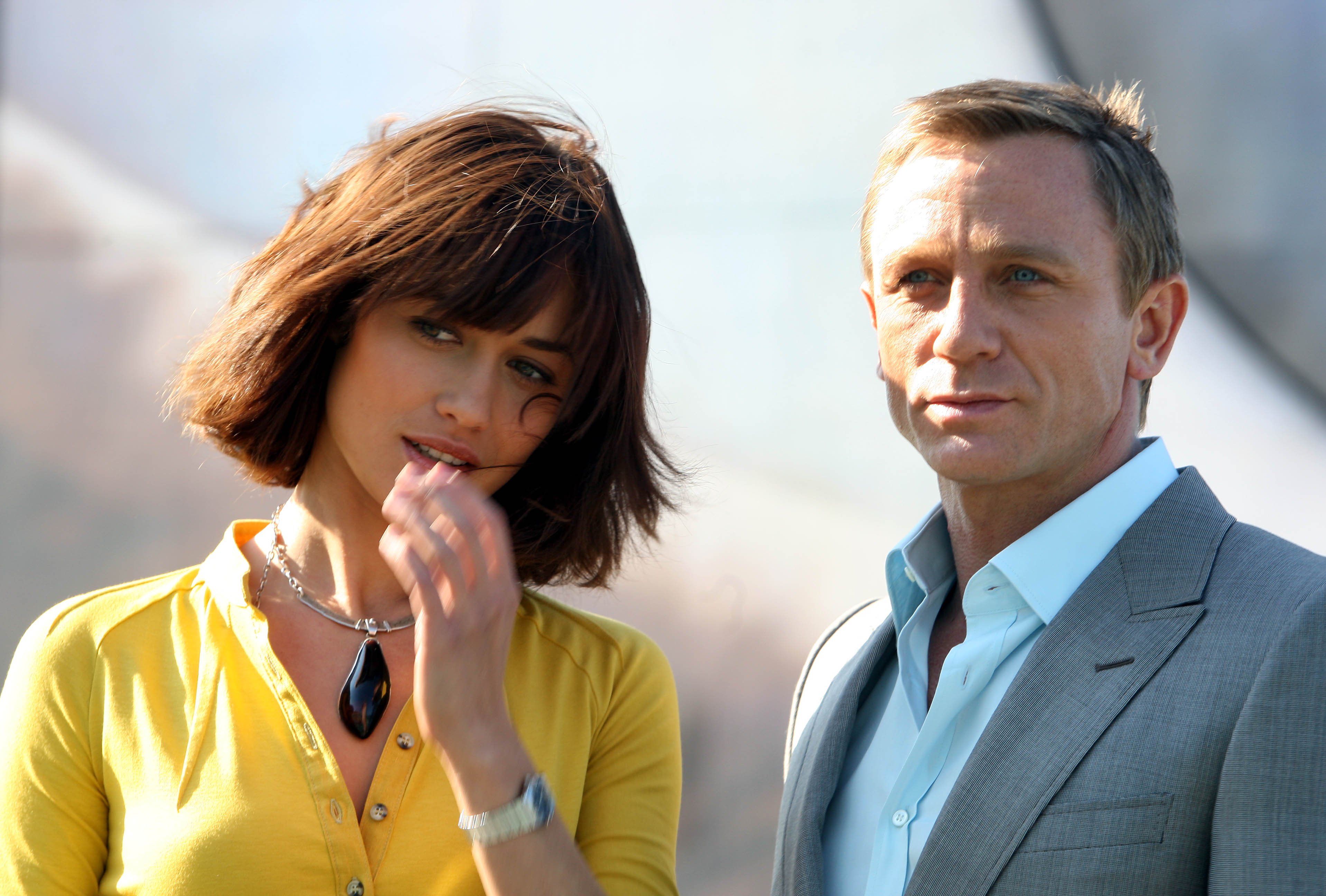 Download James Bond Camille Montes Daniel Craig Olga Kurylenko Movie