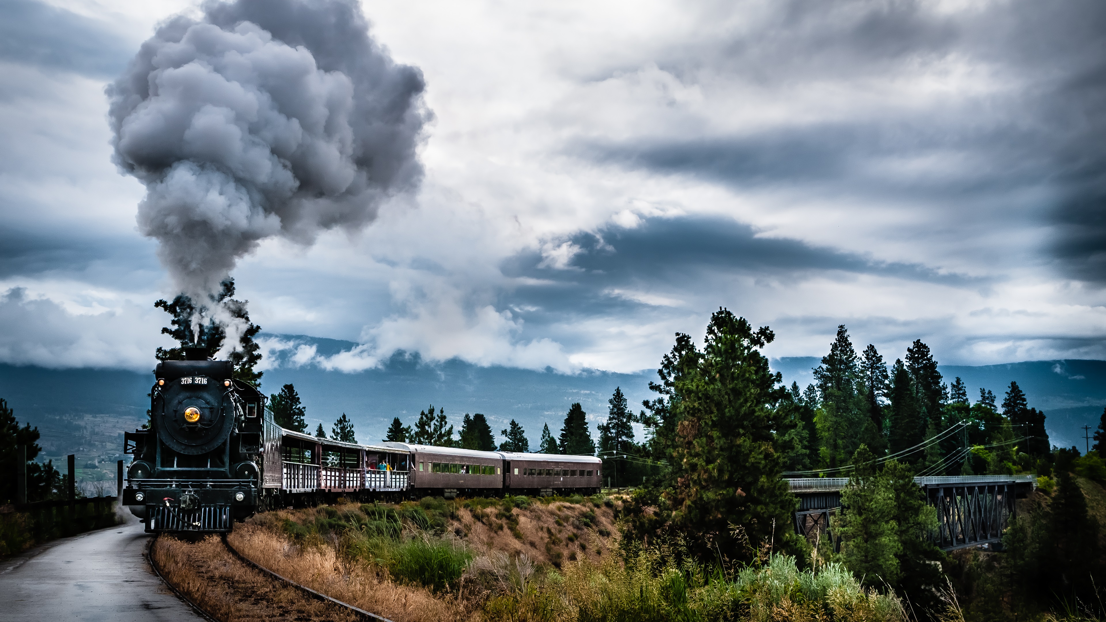 1700 Train Hd Wallpapers Background Images