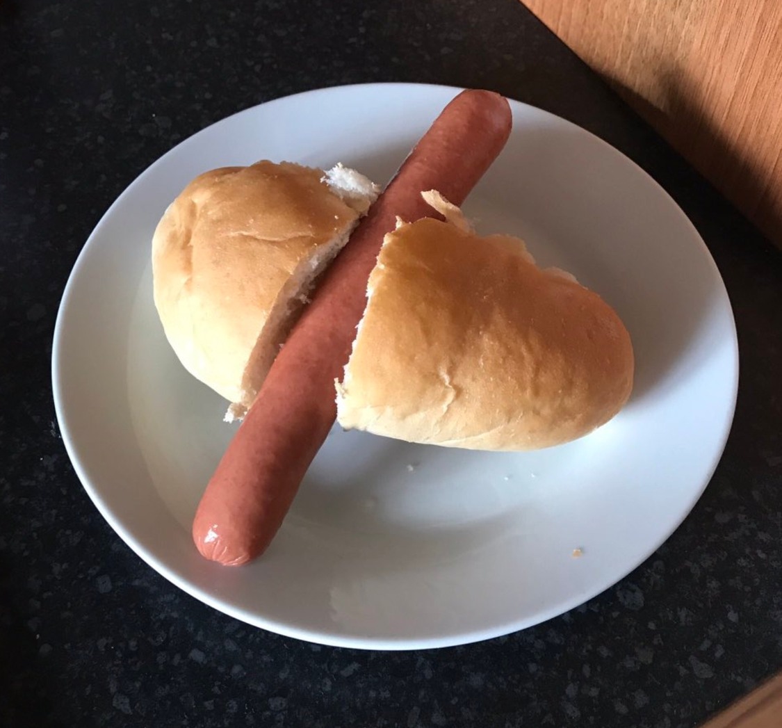 Buns Vs Wieners Meme by Topherski85 ) Memedroid