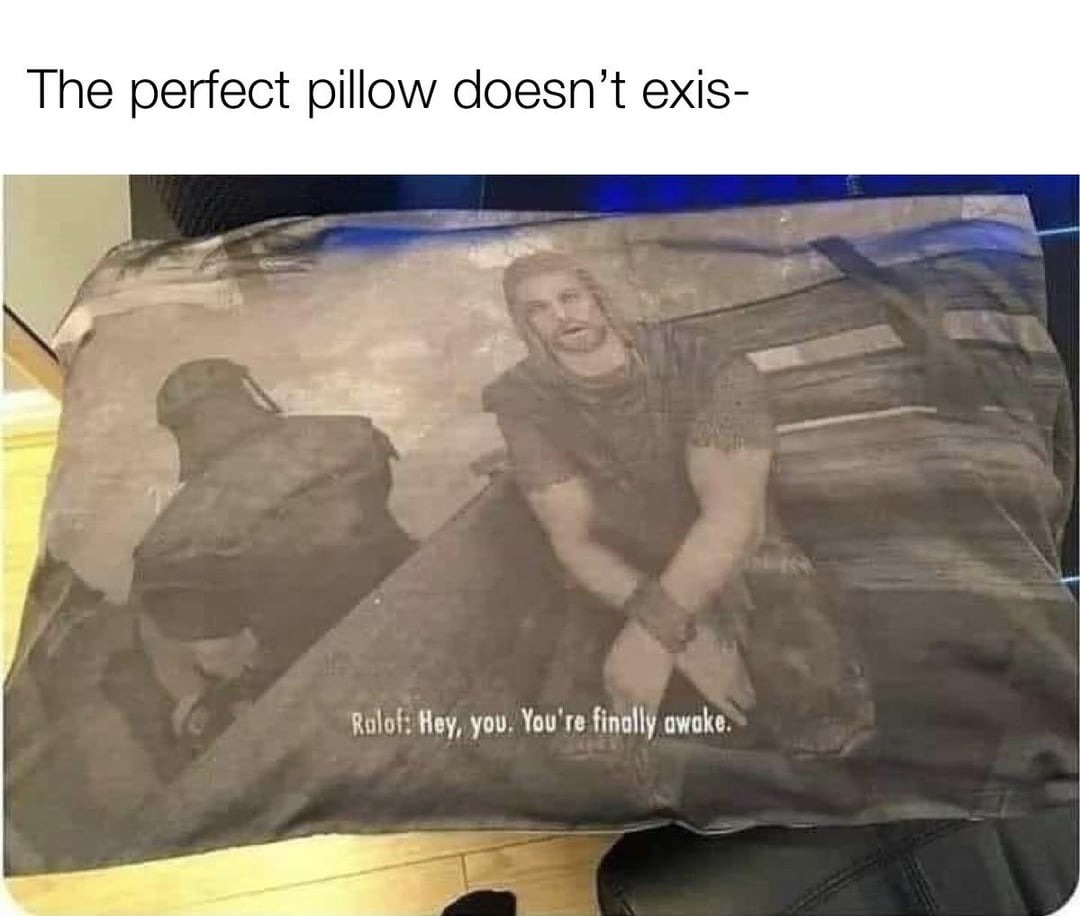 The best Pillow memes ) Memedroid