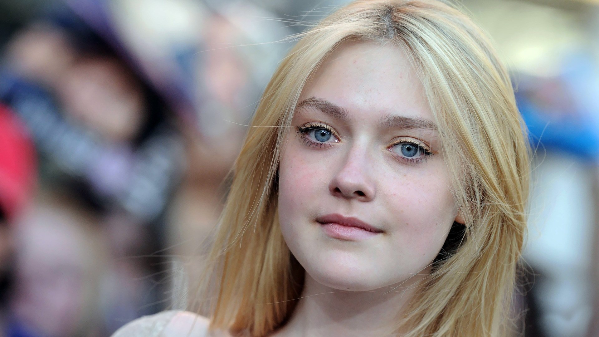 Download Actress American Celebrity Dakota Fanning HD Wallpaper