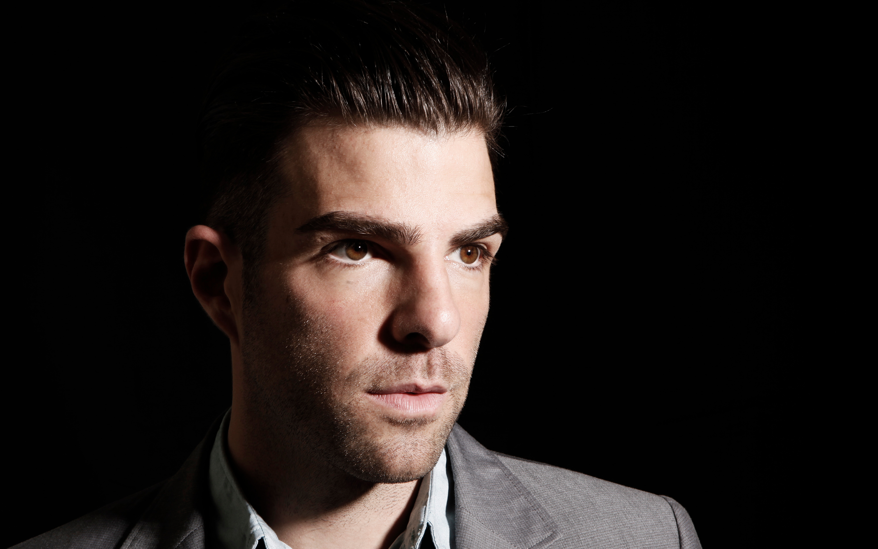 Download American Actor Celebrity Zachary Quinto HD Wallpaper
