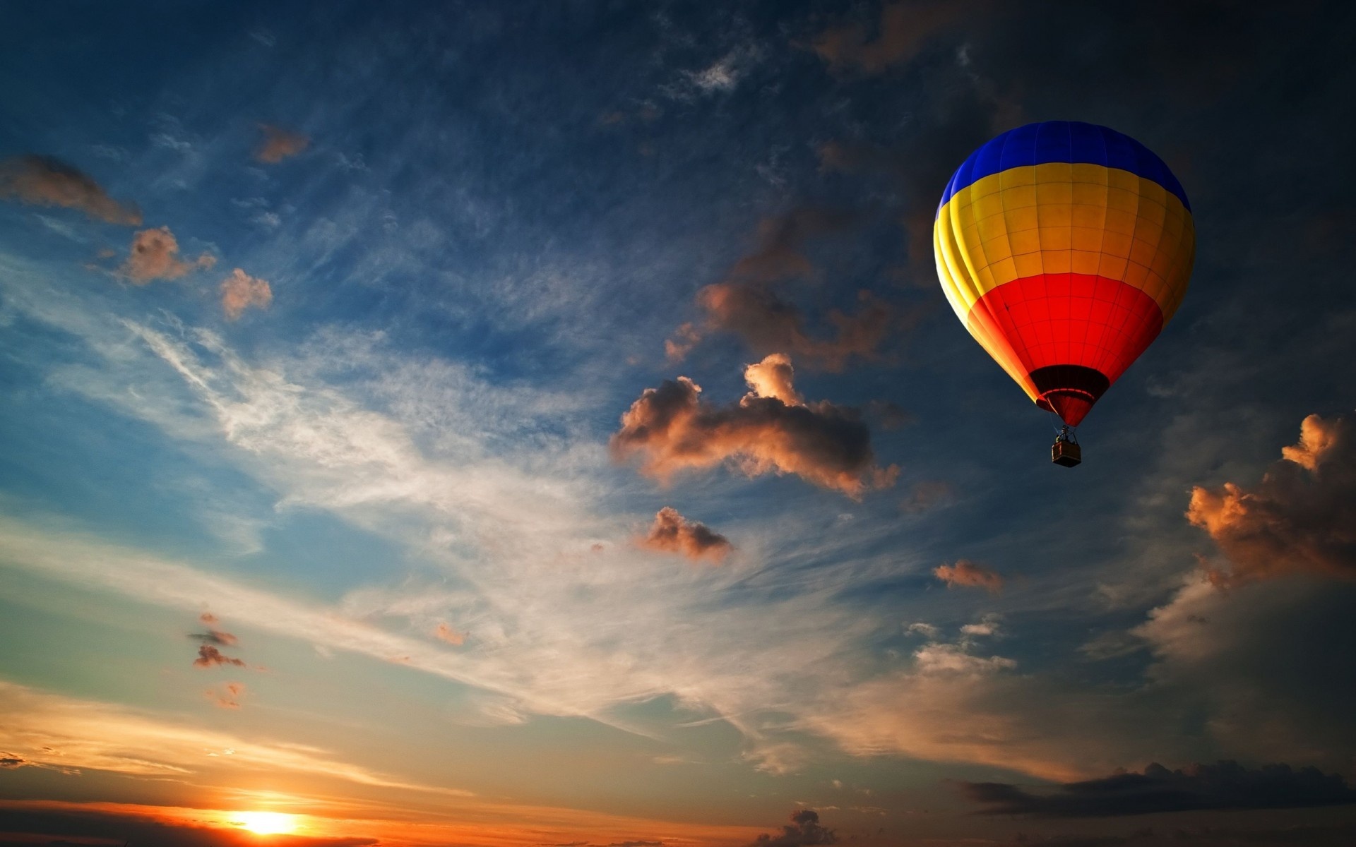 Hot Air Balloon HD Wallpaper Background Image 1920x1200 ID516787