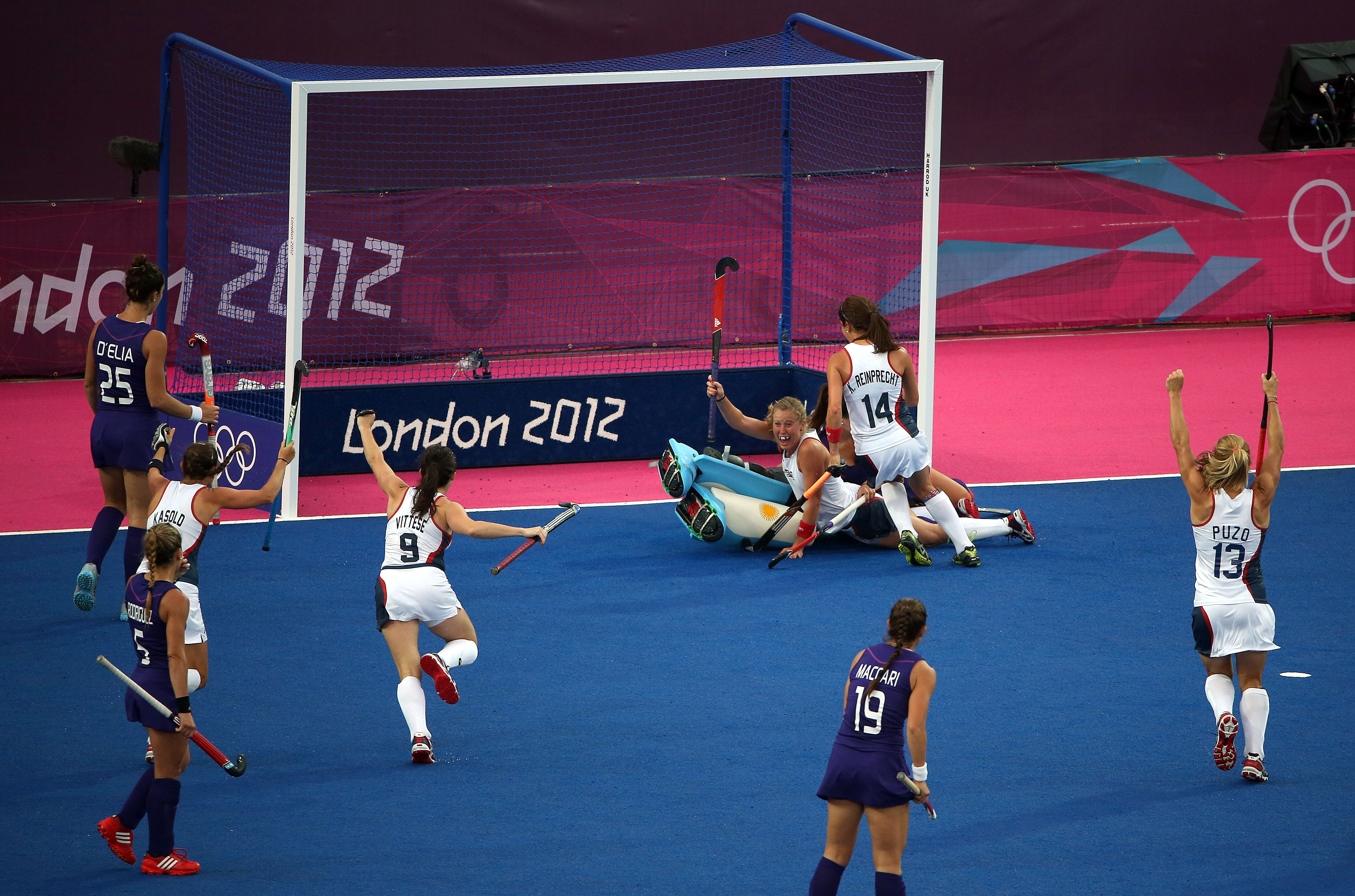 Field hockey 4k Ultra HD Wallpaper and Background Image 4492x2972 ID575693