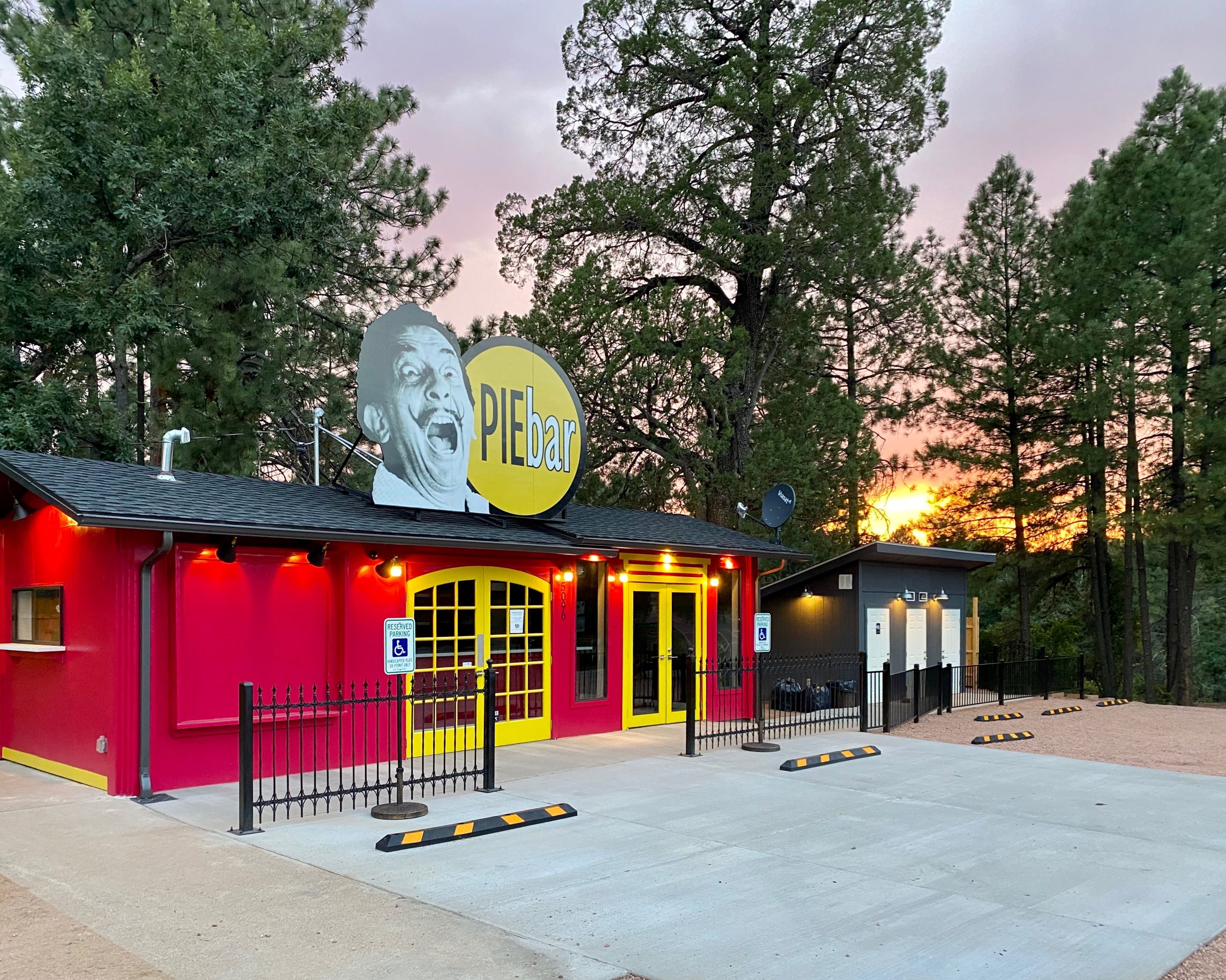 PIEbar Handheld in Strawberry » Images Arizona