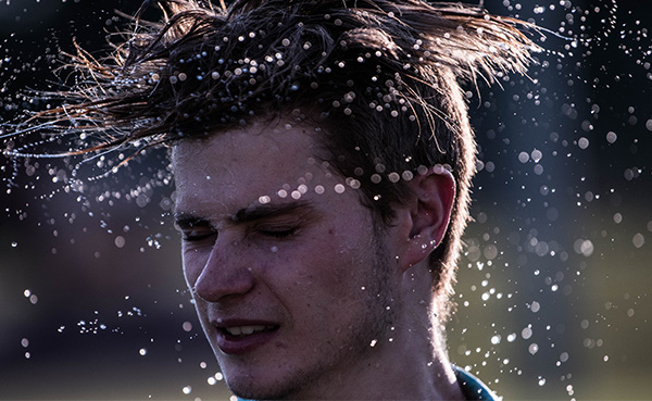 italki 이 일에서 우리는 촣은 일해자요! (Trying to say "On this day