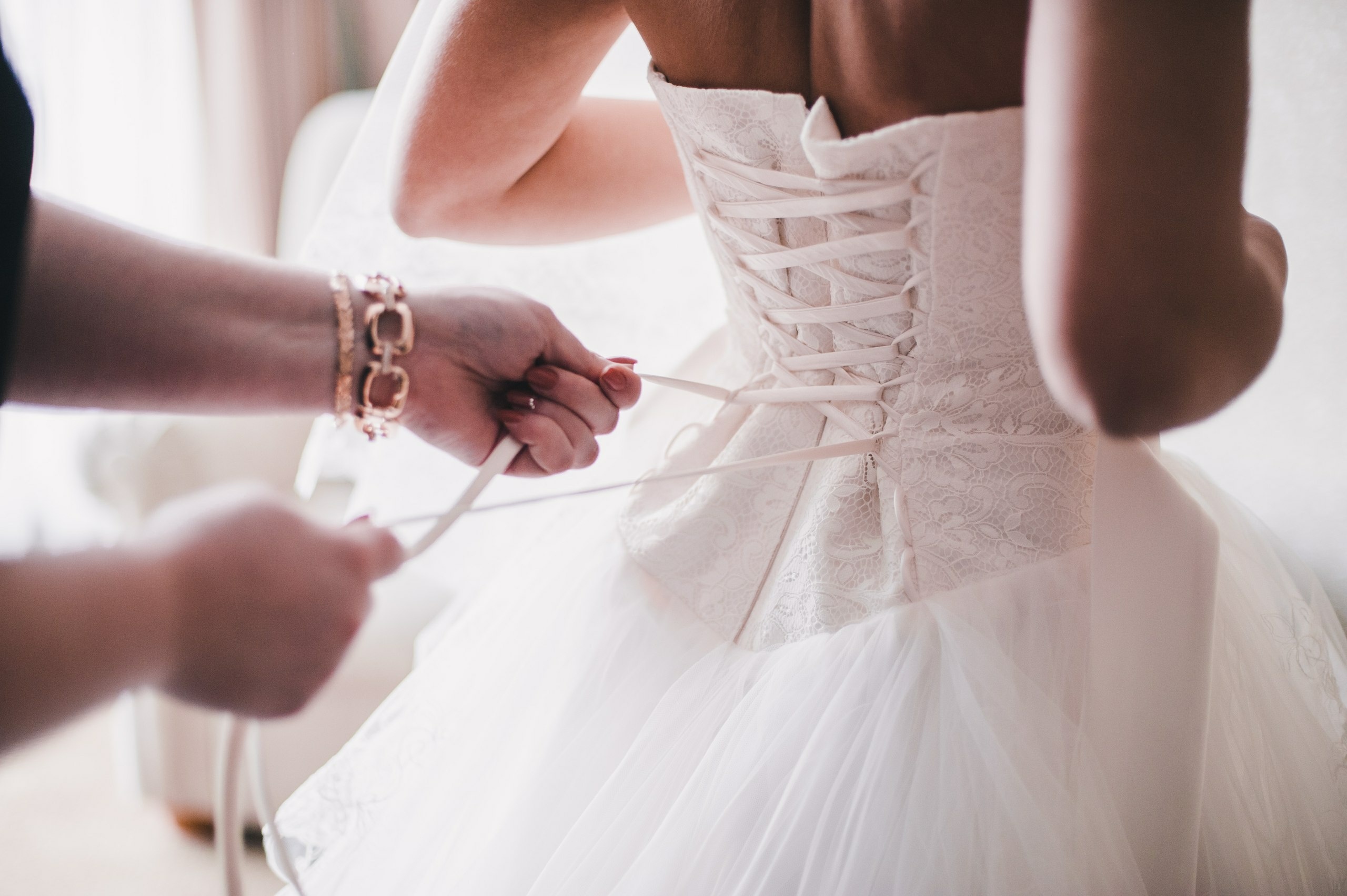 5 Biggest Mistakes to Avoid When Shopping for Your Wedding Dress