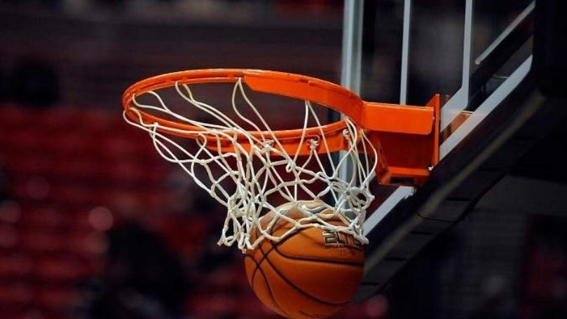 توقيف لاعب NBA بتهمة الاعتداء بالضرب على امرأة ومحاولة خنقها
