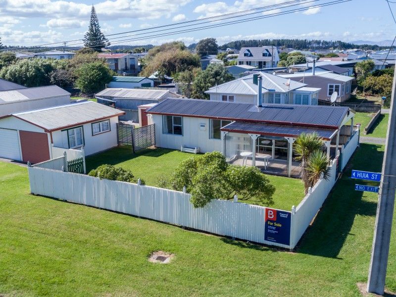 Free property data for 17 Pratt Avenue, Foxton Beach, Foxton homes.co.nz