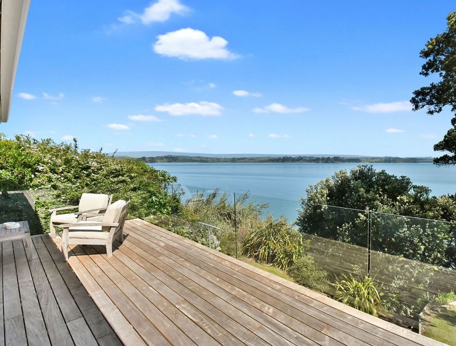 Free property data for 151 Torkar Road, Clarks Beach homes.co.nz