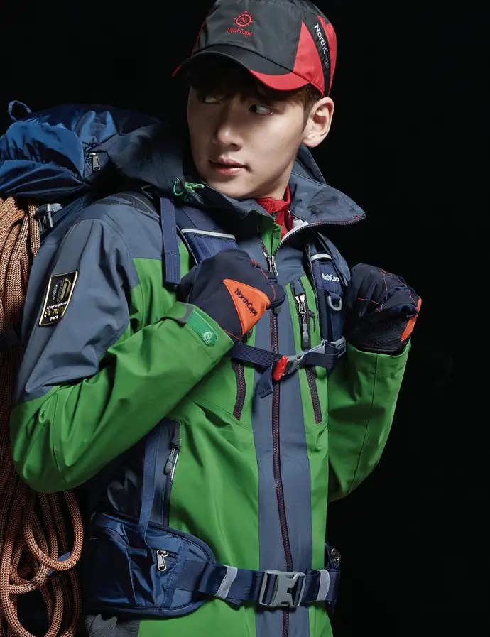 NorthCape F/W 2014 Ad Campaign Feat. Ha Ji Won & Ji Chang Wook Couch