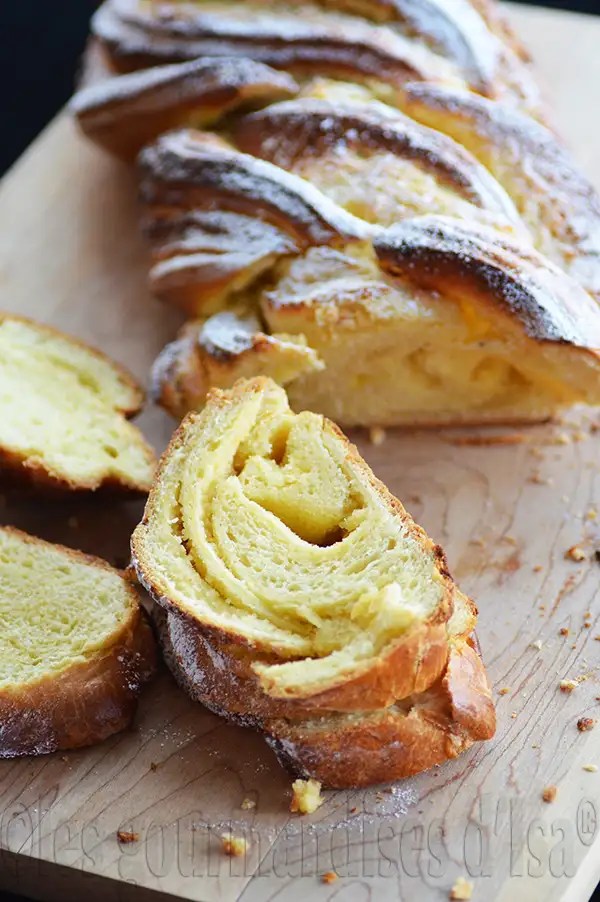 BRIOCHE À LA CRÈME D'AMANDE