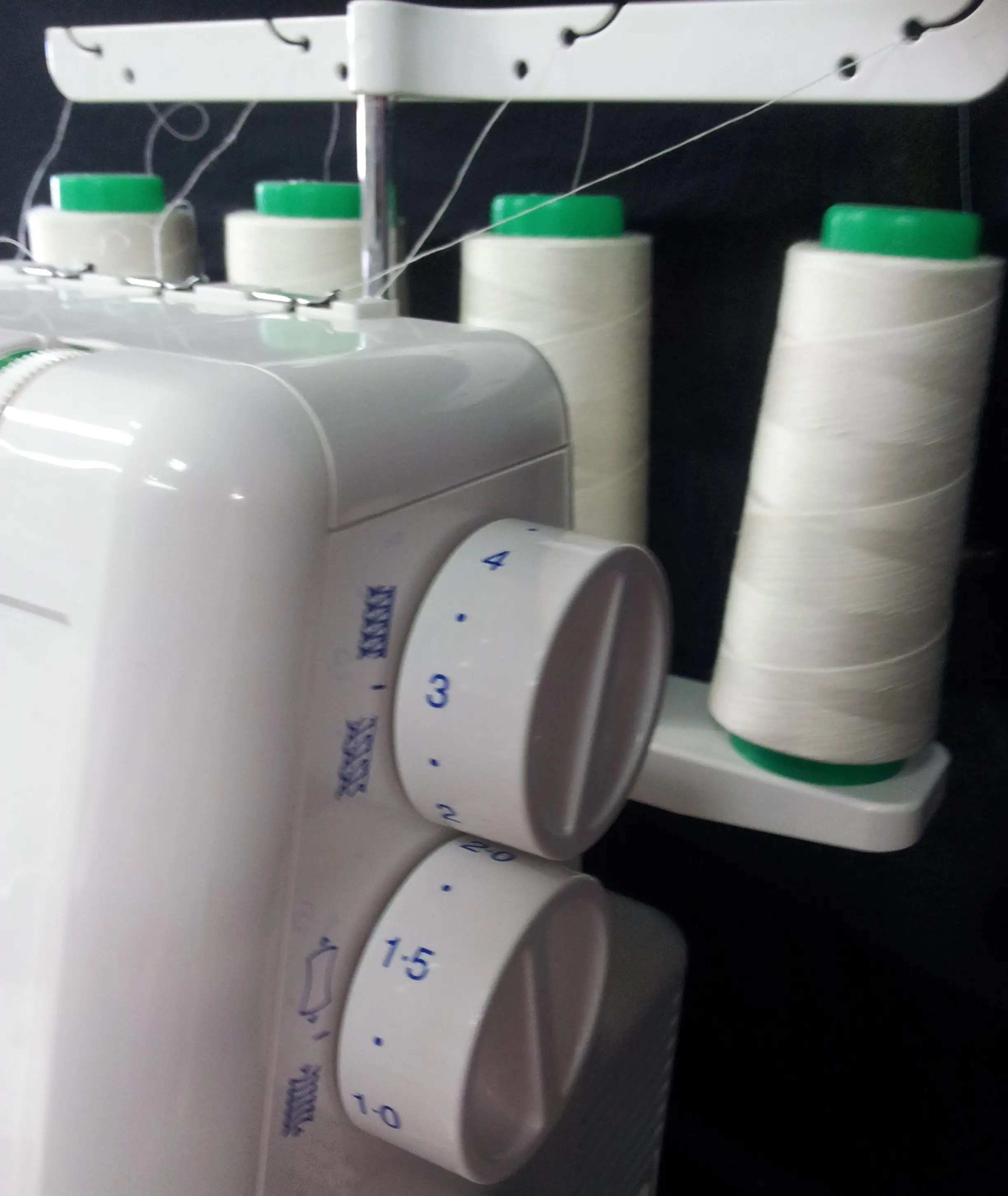 Elna 664 Overlocker NEW Serger Rolled Hem Flatlock Machine STOCKTAKE