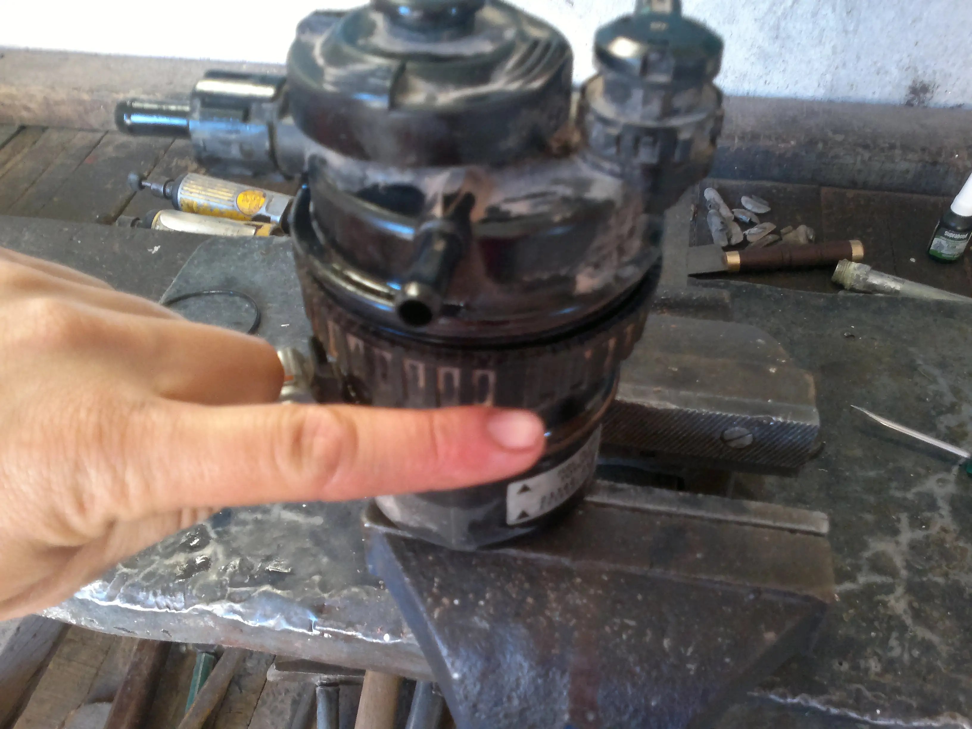 como cambiar filtro de combustible Hilux 2.5L y 3.0L D4D, FOTOS!