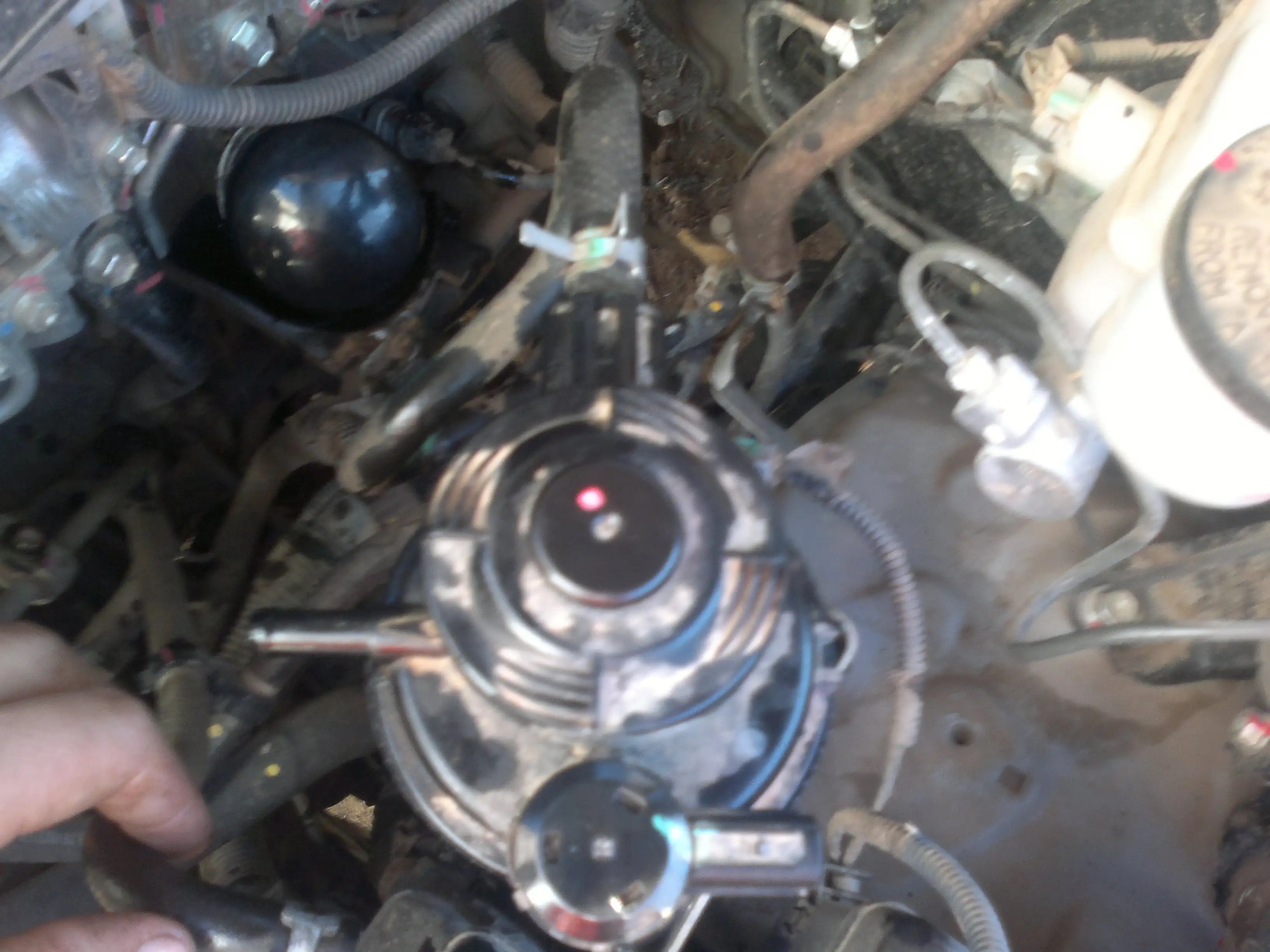 como cambiar filtro de combustible Hilux 2.5L y 3.0L D4D, FOTOS!