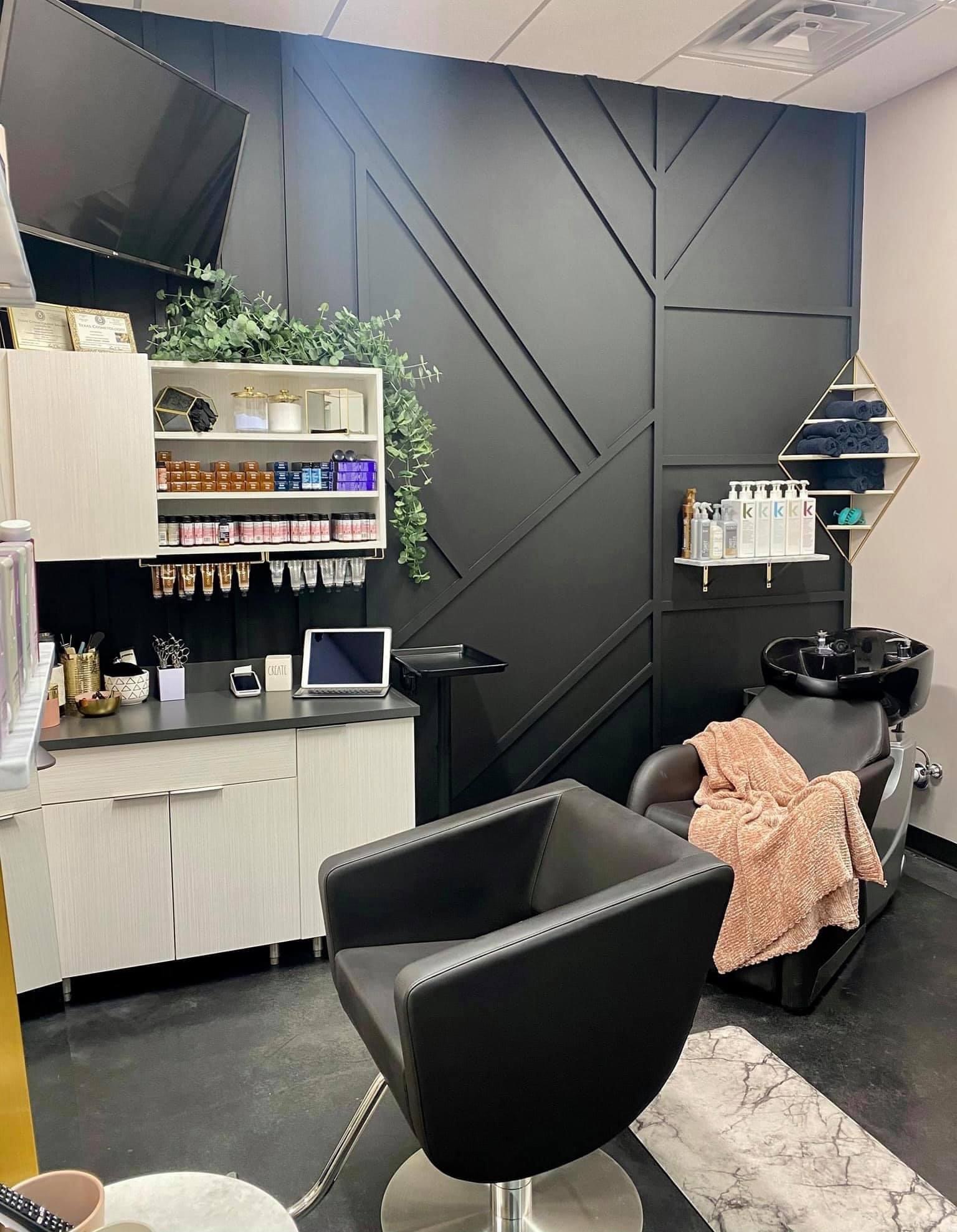 Salon Suites in Lafayette, CO Image 360