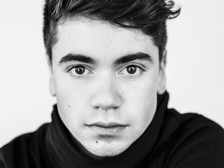 Noah Galvin Biography Broadway Buzz(024)