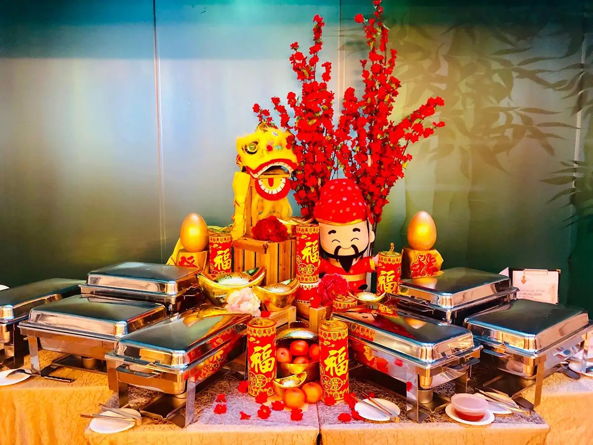 Tantalise Your Tastebuds This Chinese New Year with How's Catering's