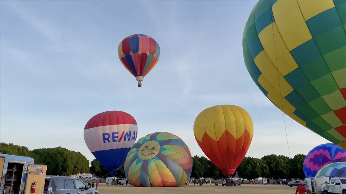 yuma hot air balloon festival