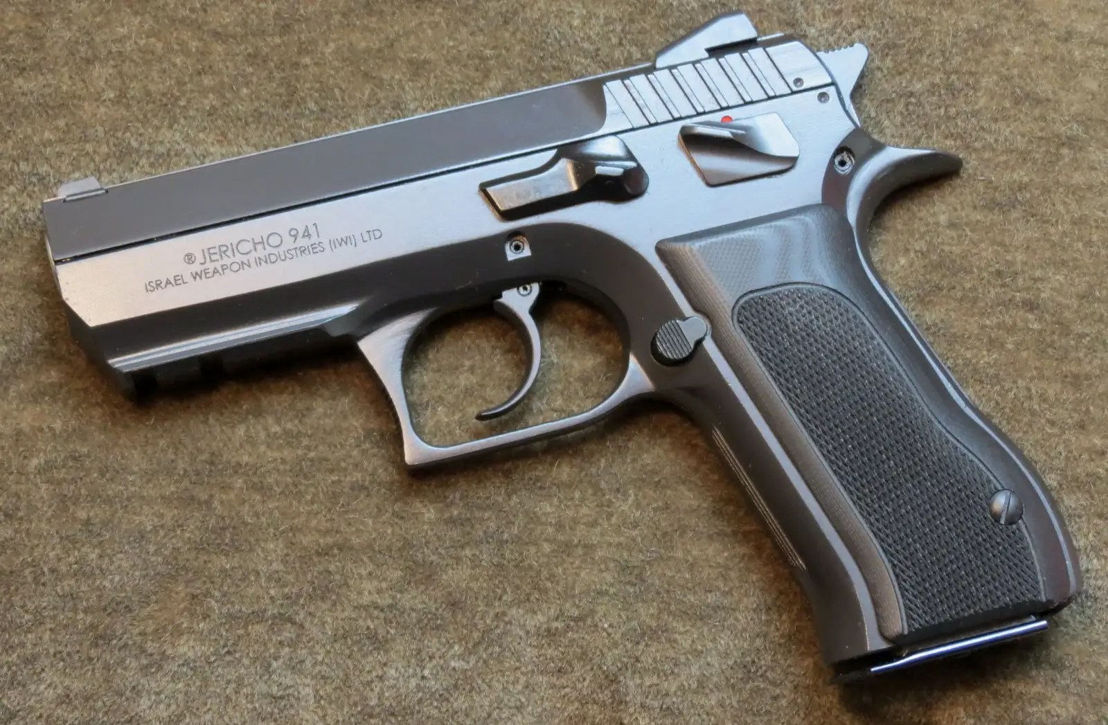 Jericho 941 Ejection Issues. Resolved. Update in OP.