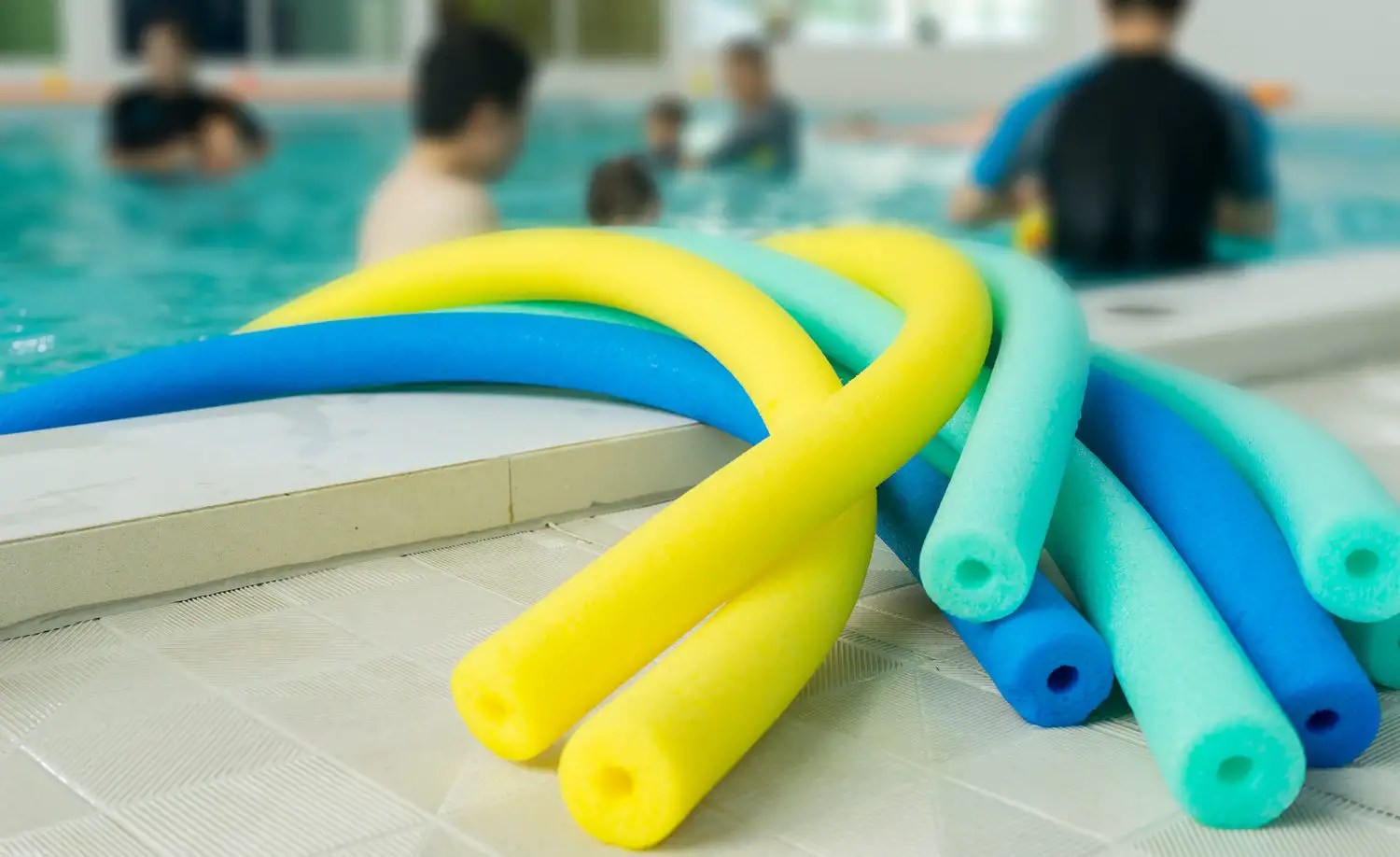 Balloon Arch With Pool Noodles