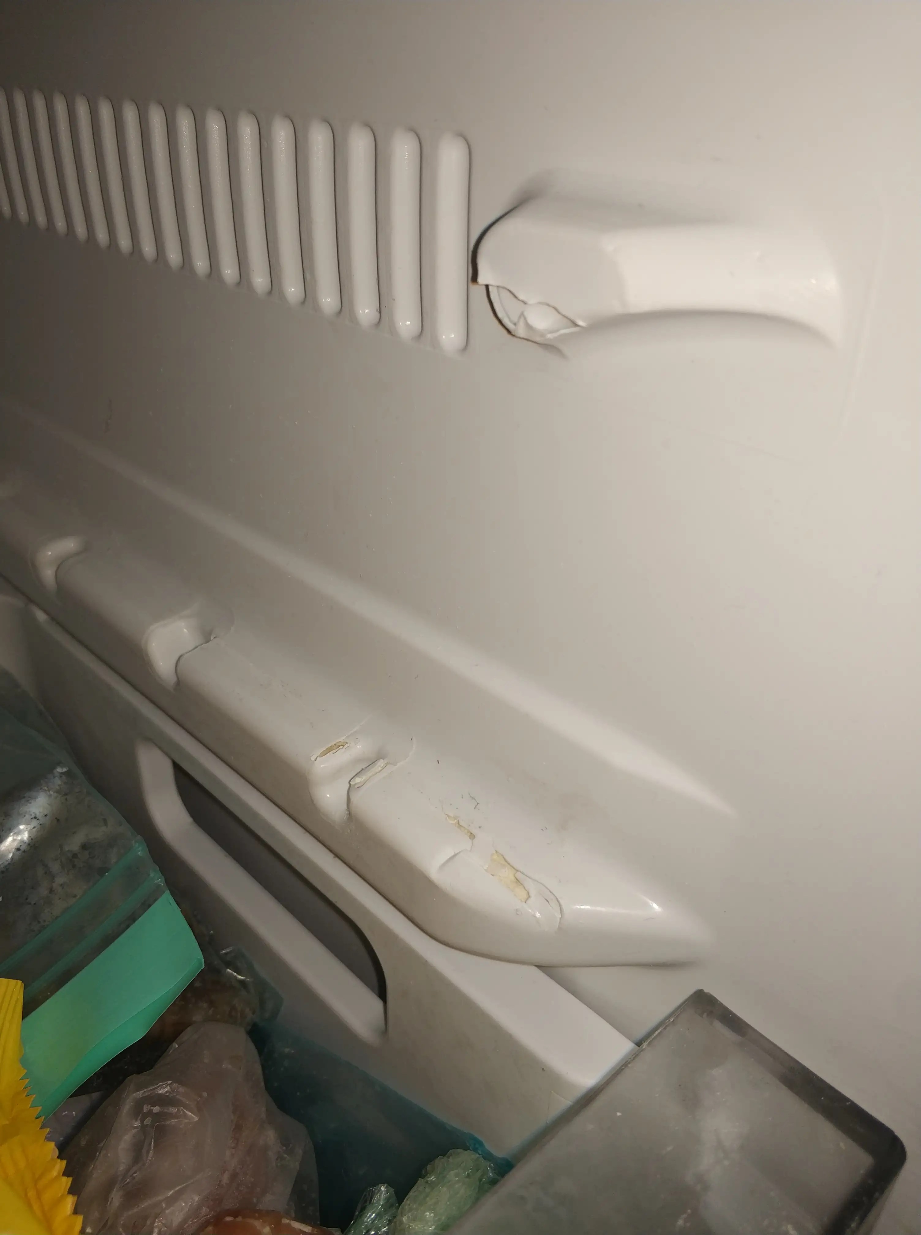 How to repair fridge freezer inner wall crack? Kitchen appliances