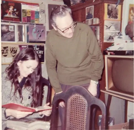 Dr. Donald A. Reed and the Count Dracula Society Page 2 The Classic