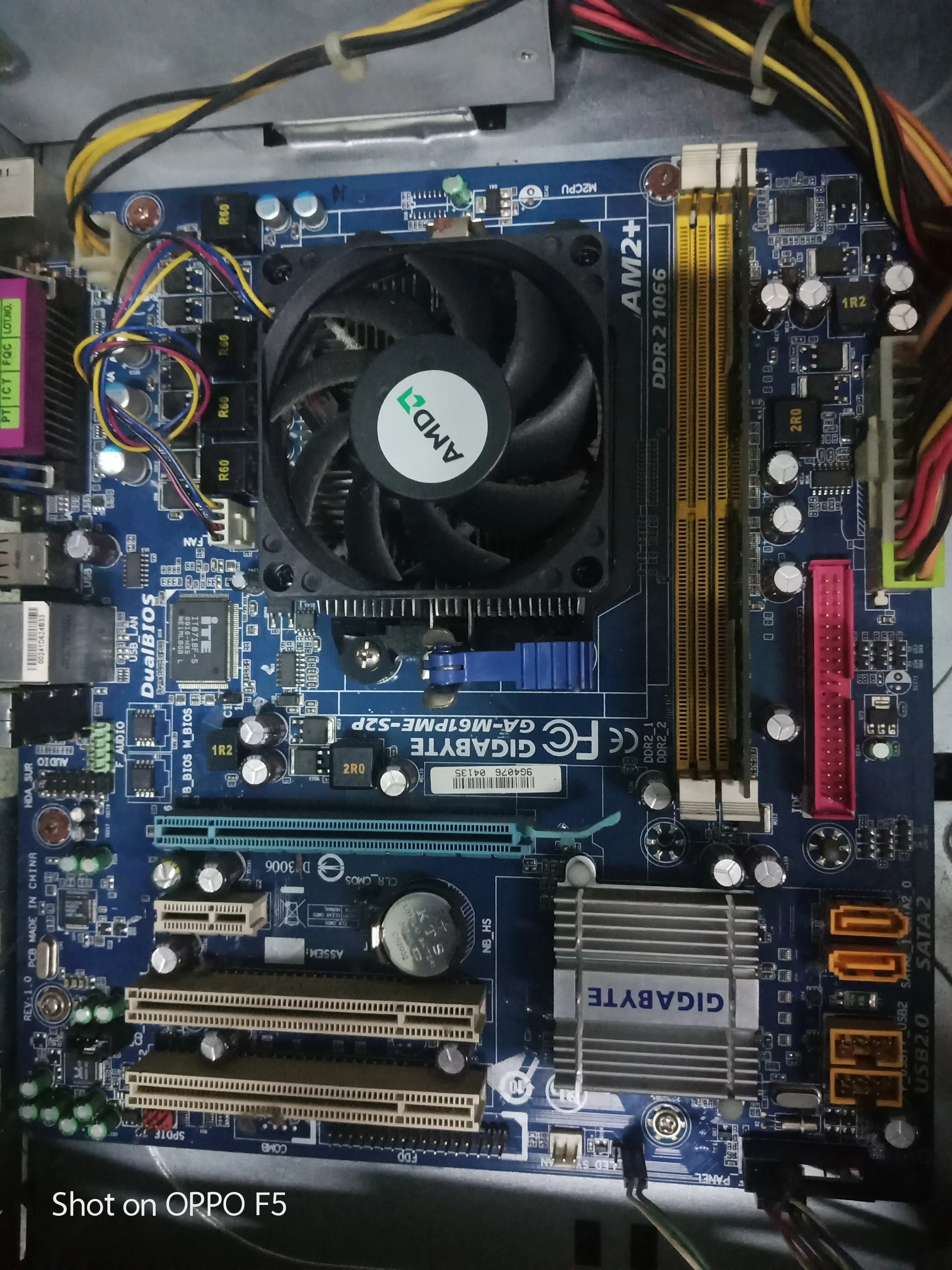 Gigabyte AMD motherboard + Athlon x2 5000 processors 2.6