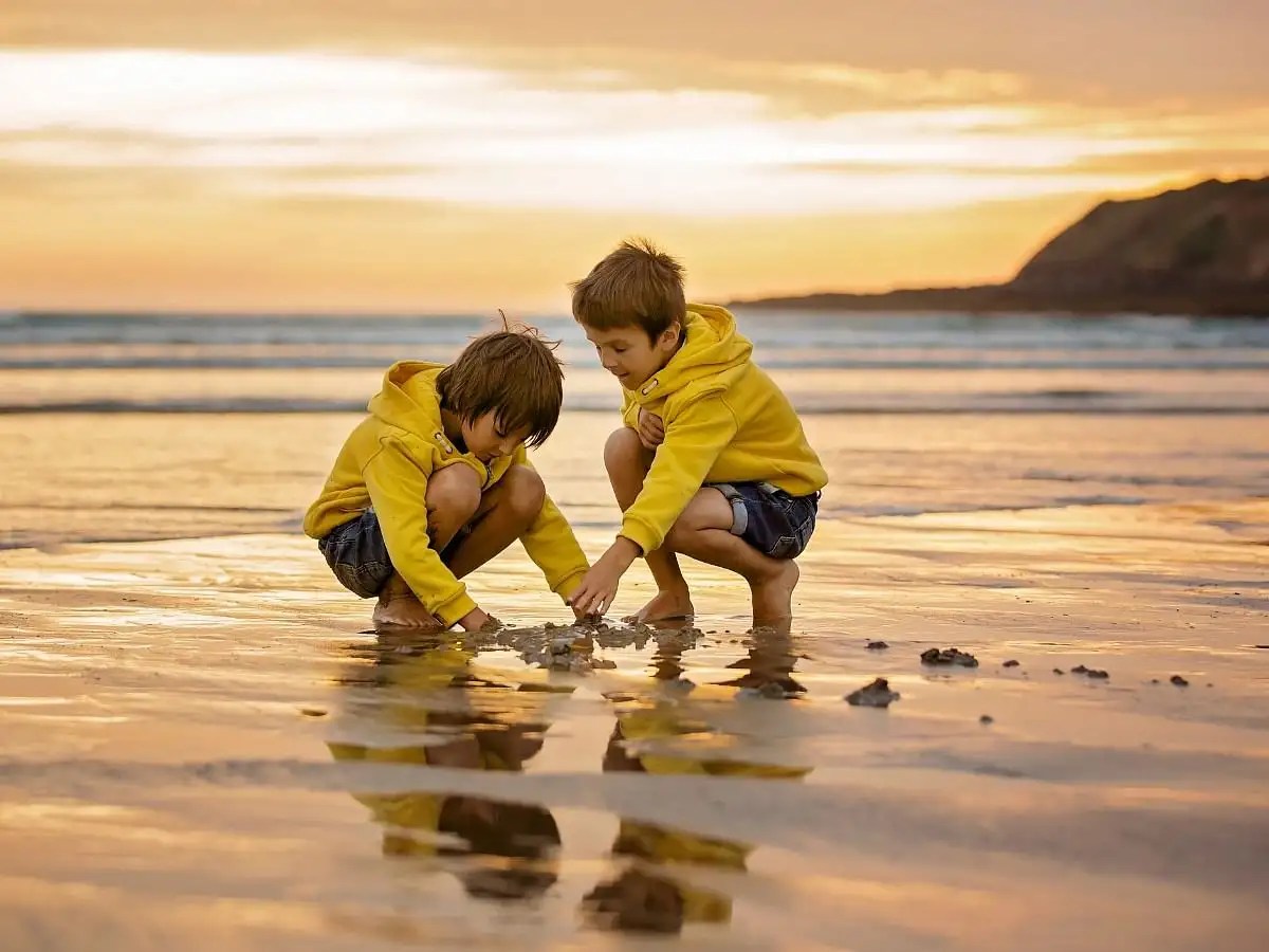 When Is National Oldest Child Day