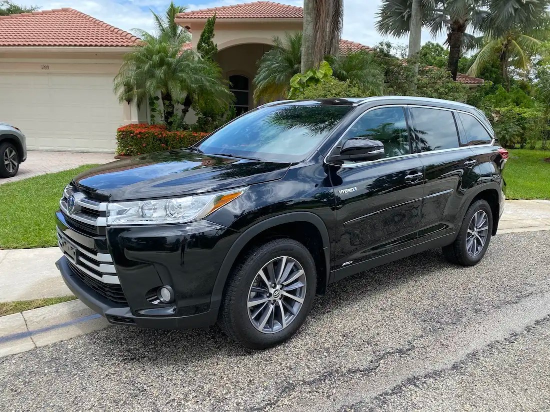 2019 Toyota Highlander Hybrid XLE V6 AWD *CLEAN TITLE! (1