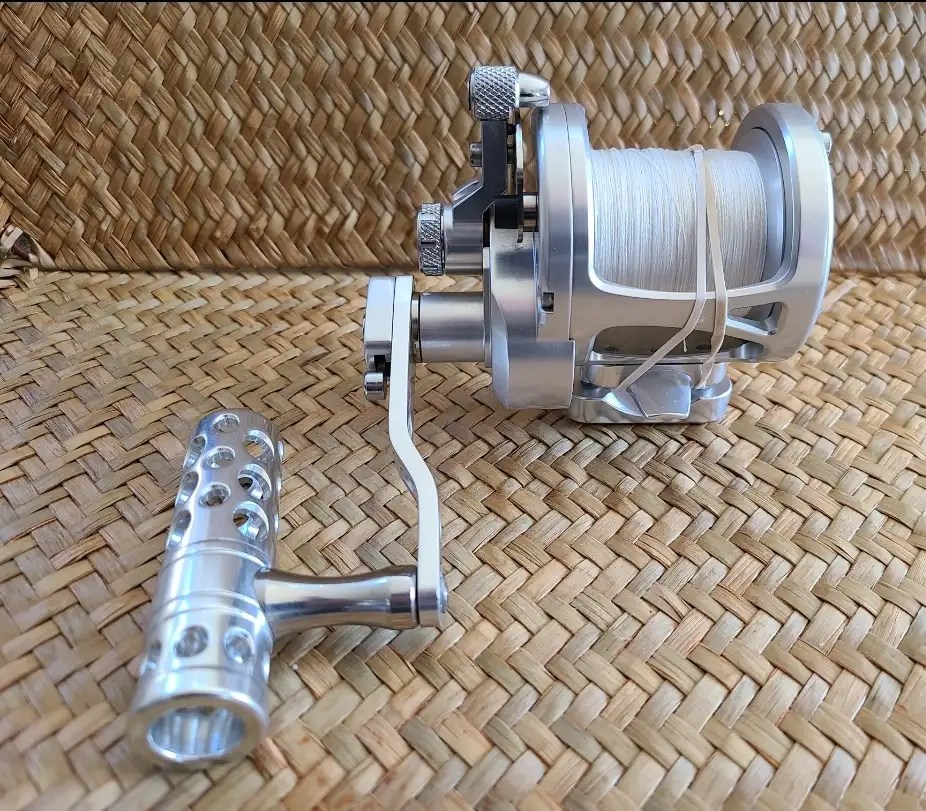 Avet Reels - LX Raptor and MXL G2 | Bloodydecks