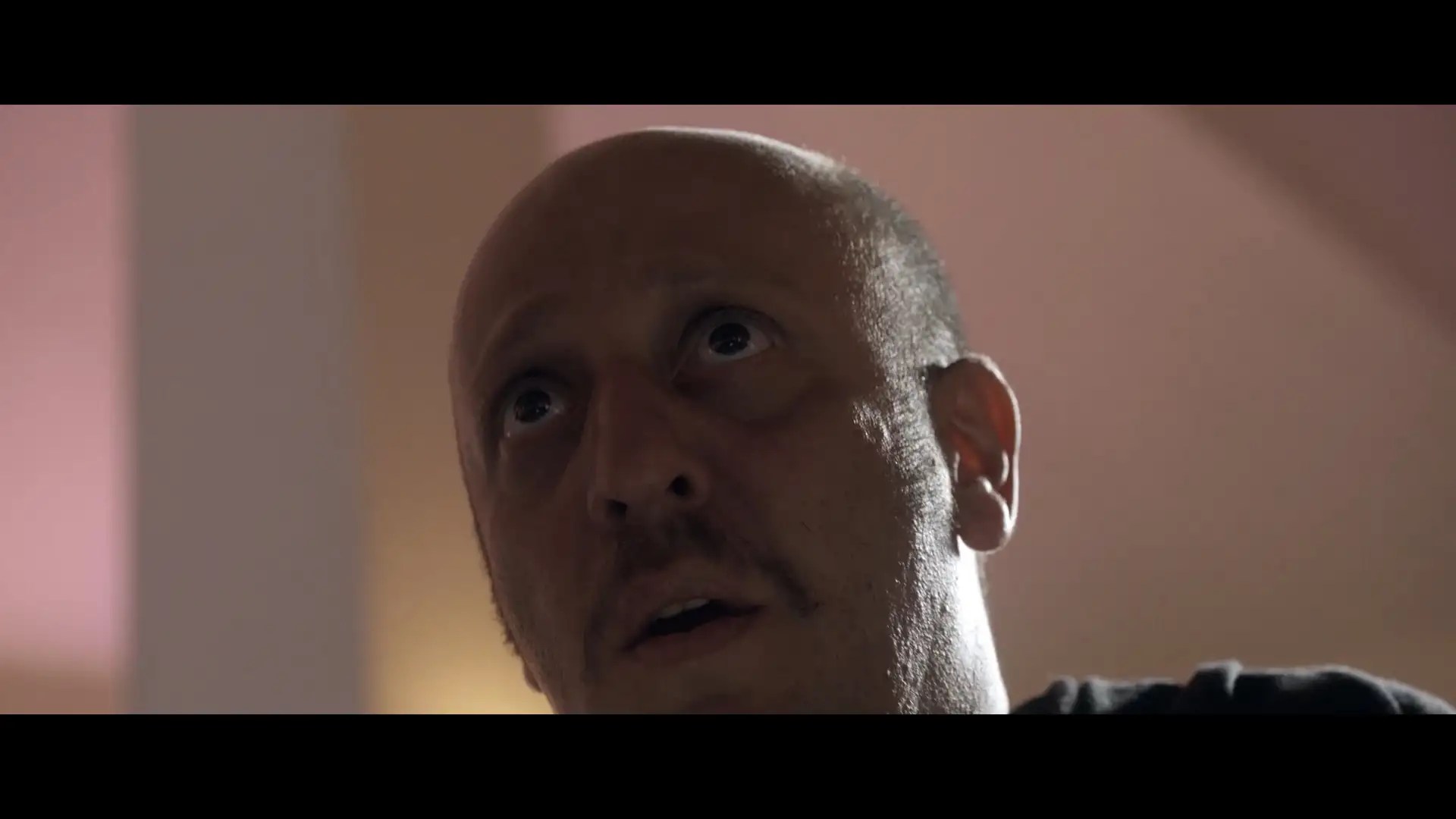 Kirik Kalpler Bankasi (2017) WEBDL 1080p AAC 2.0 H264